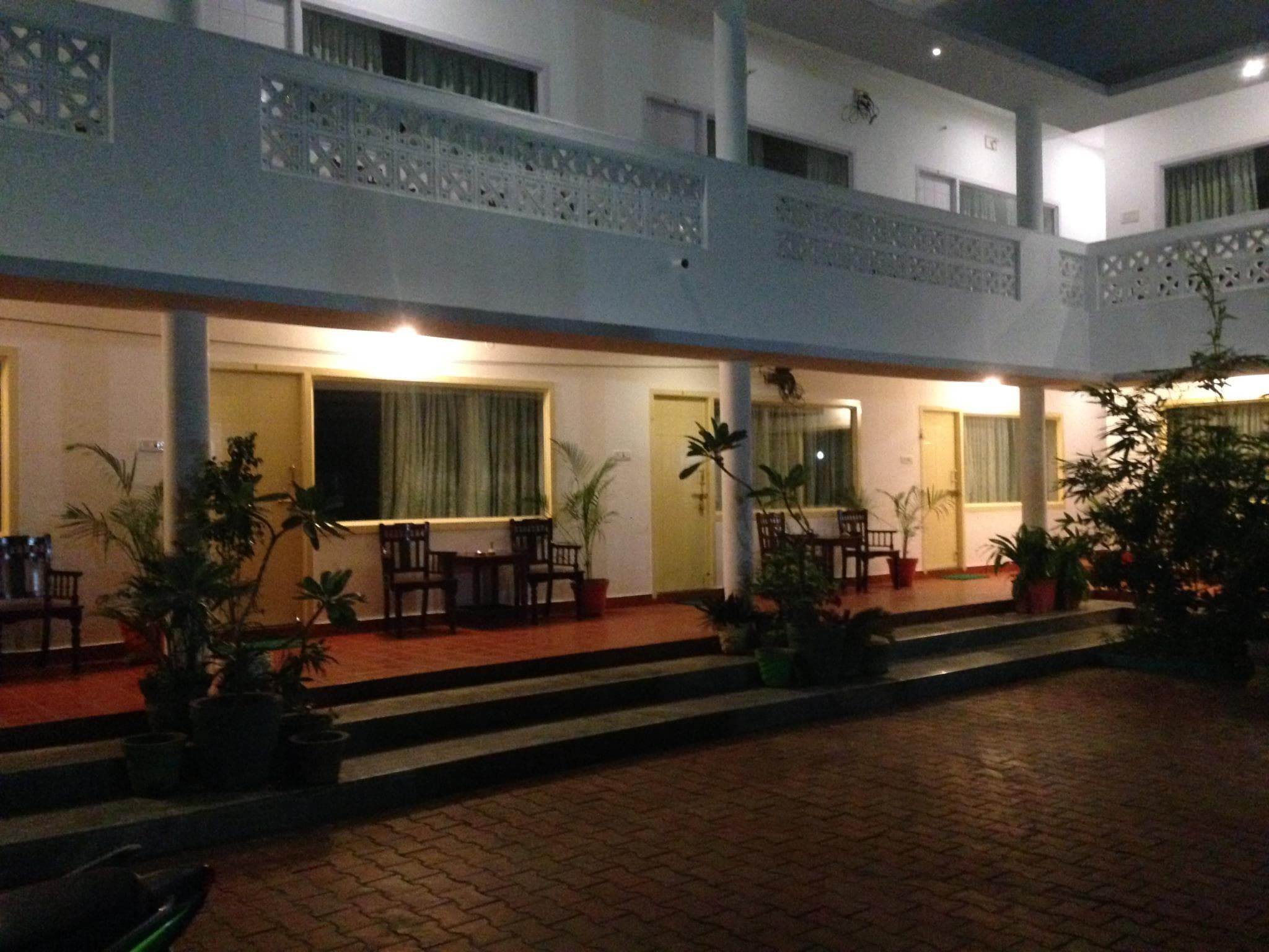 Meya Beach walk hotel & Restaurant