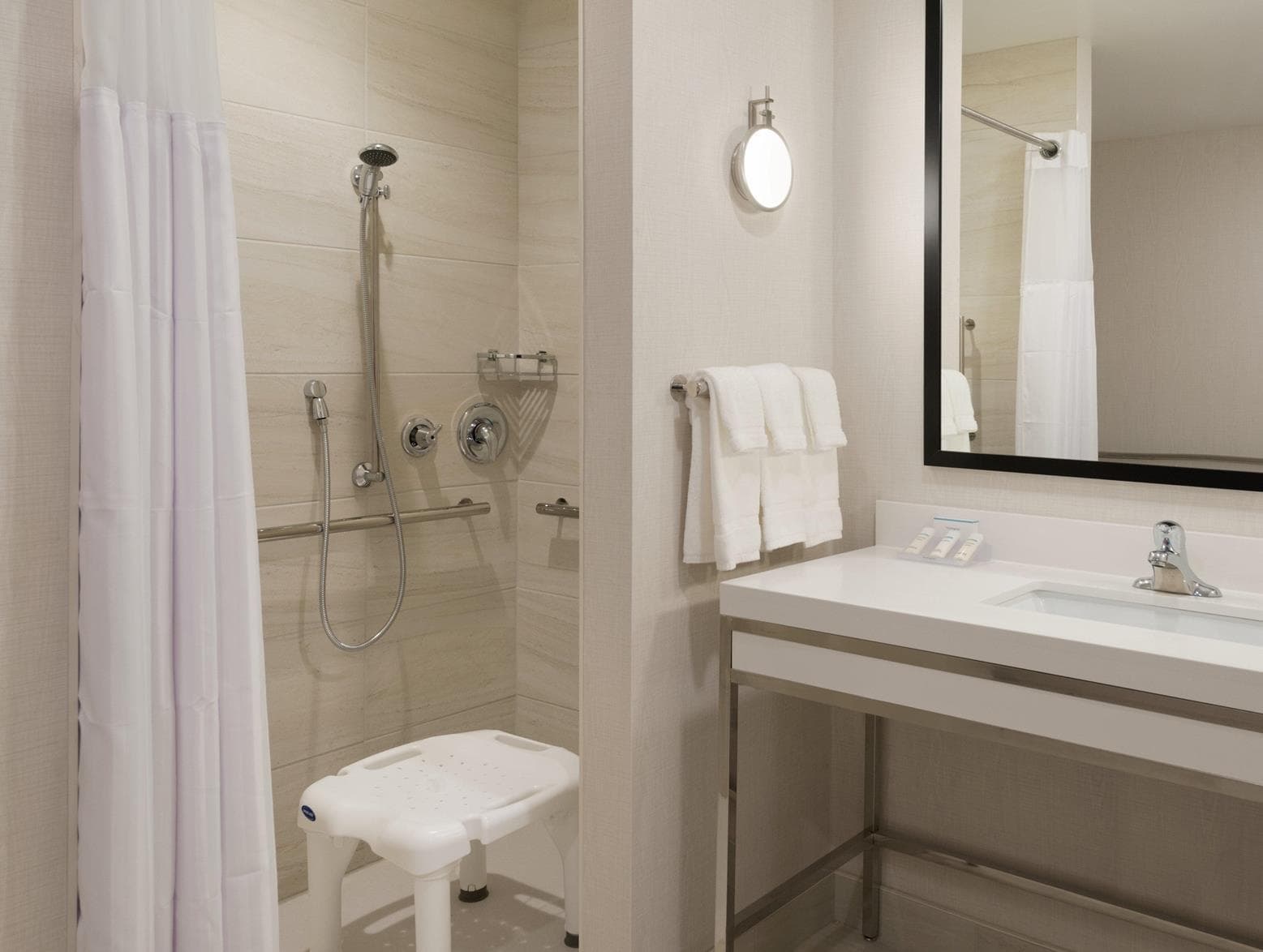 Hilton Garden Inn Rochester/University and Medical Center photo 5