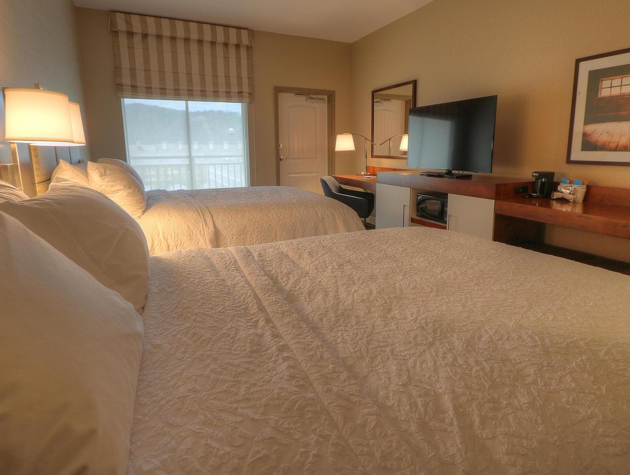 Hampton Inn Gatlinburg Historic Nature Trail photo 3