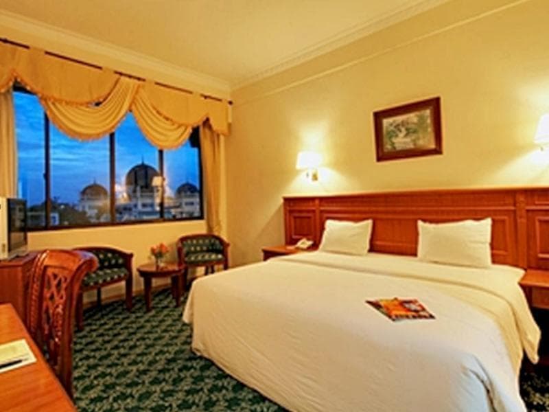 Madani Hotel Medan photo 2