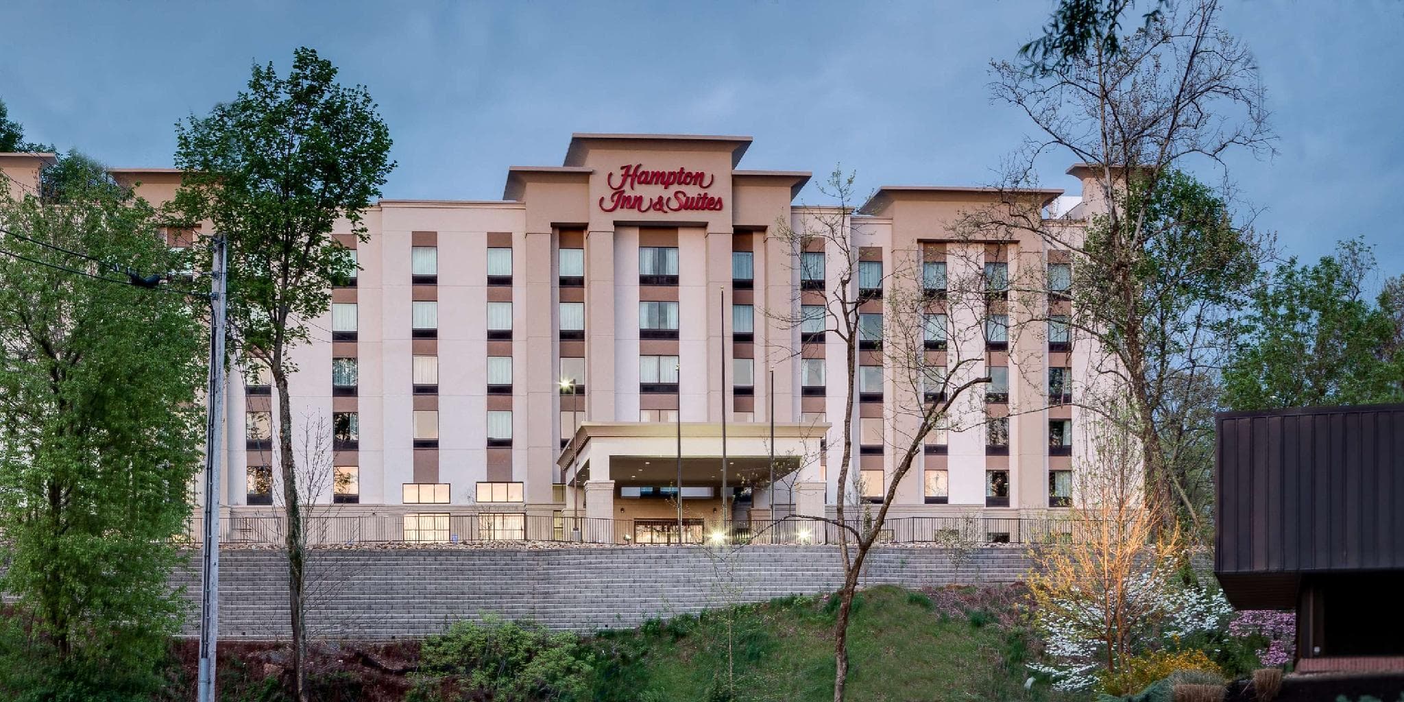Hampton Inn & Suites Knoxville Papermill Drive