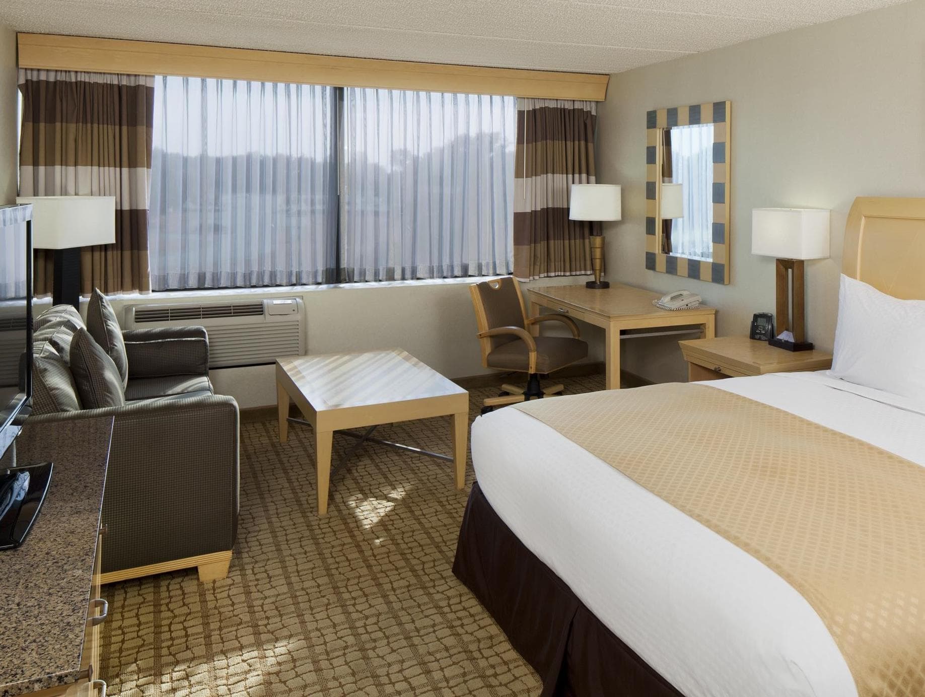 DoubleTree by Hilton Hotel Rochester photo 4