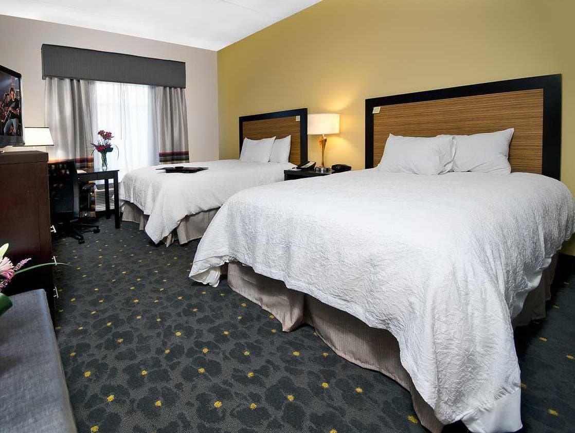 Hampton Inn & Suites Raleigh Downtown photo 3