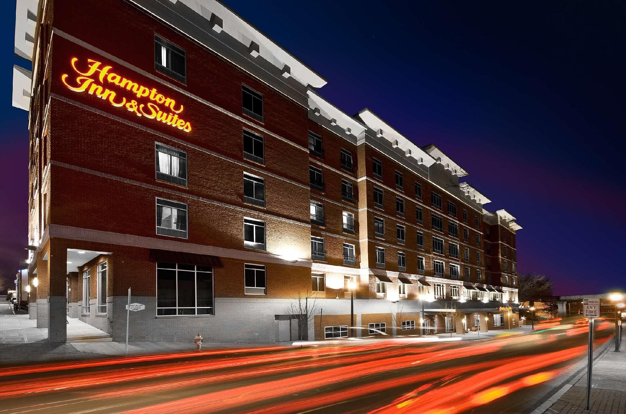 Hampton Inn & Suites Raleigh Downtown