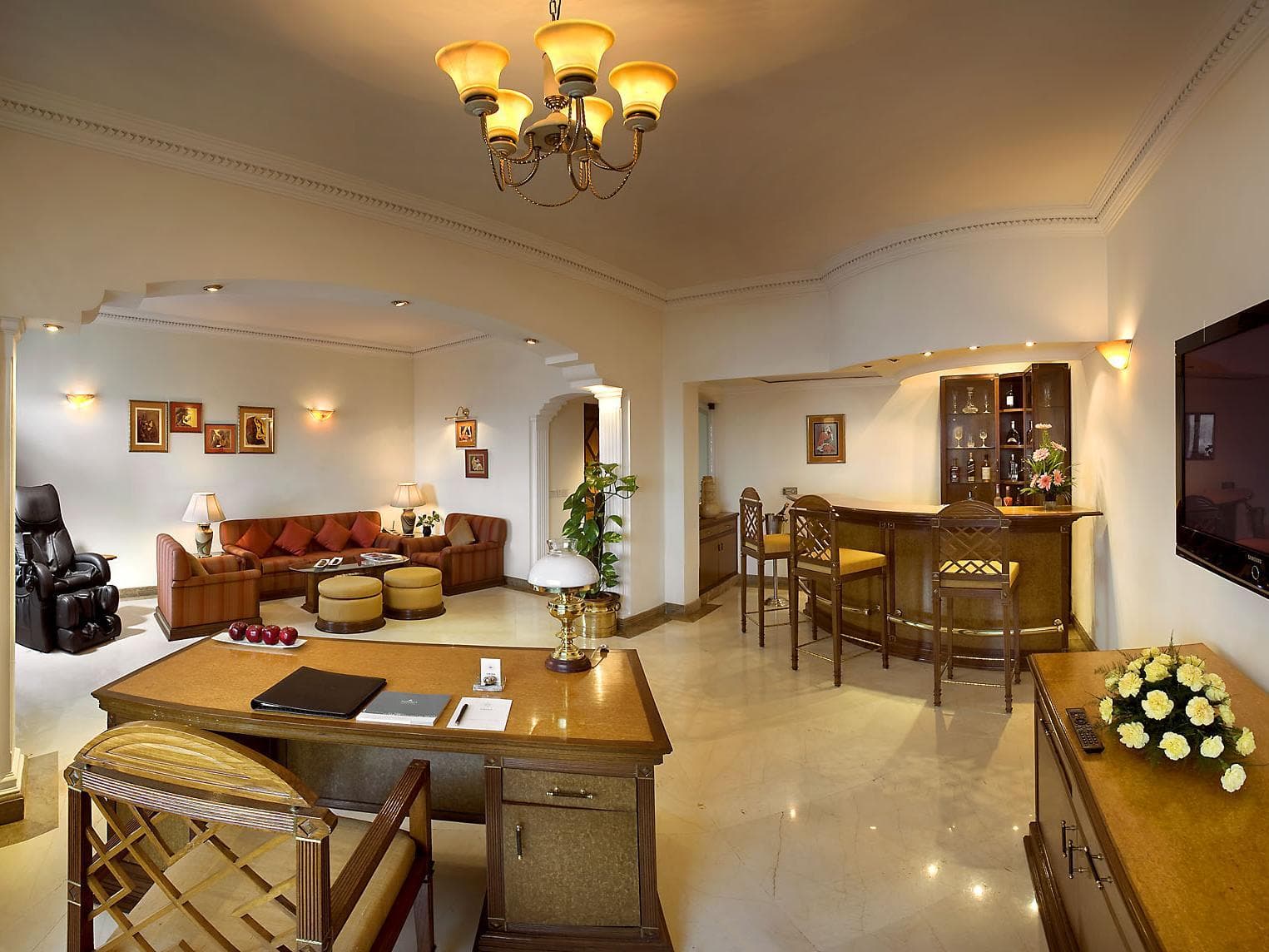 The Suryaa Hotel New Delhi photo 5