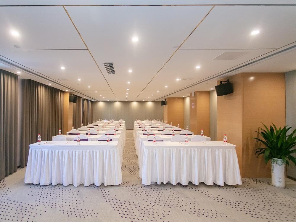 Lavande Hotel Huizhou West Lake photo 3