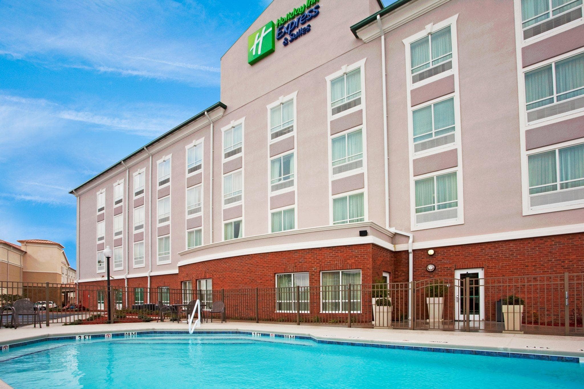 Holiday Inn Express Hotel & Suites Valdosta Southeast By IHG photo 3