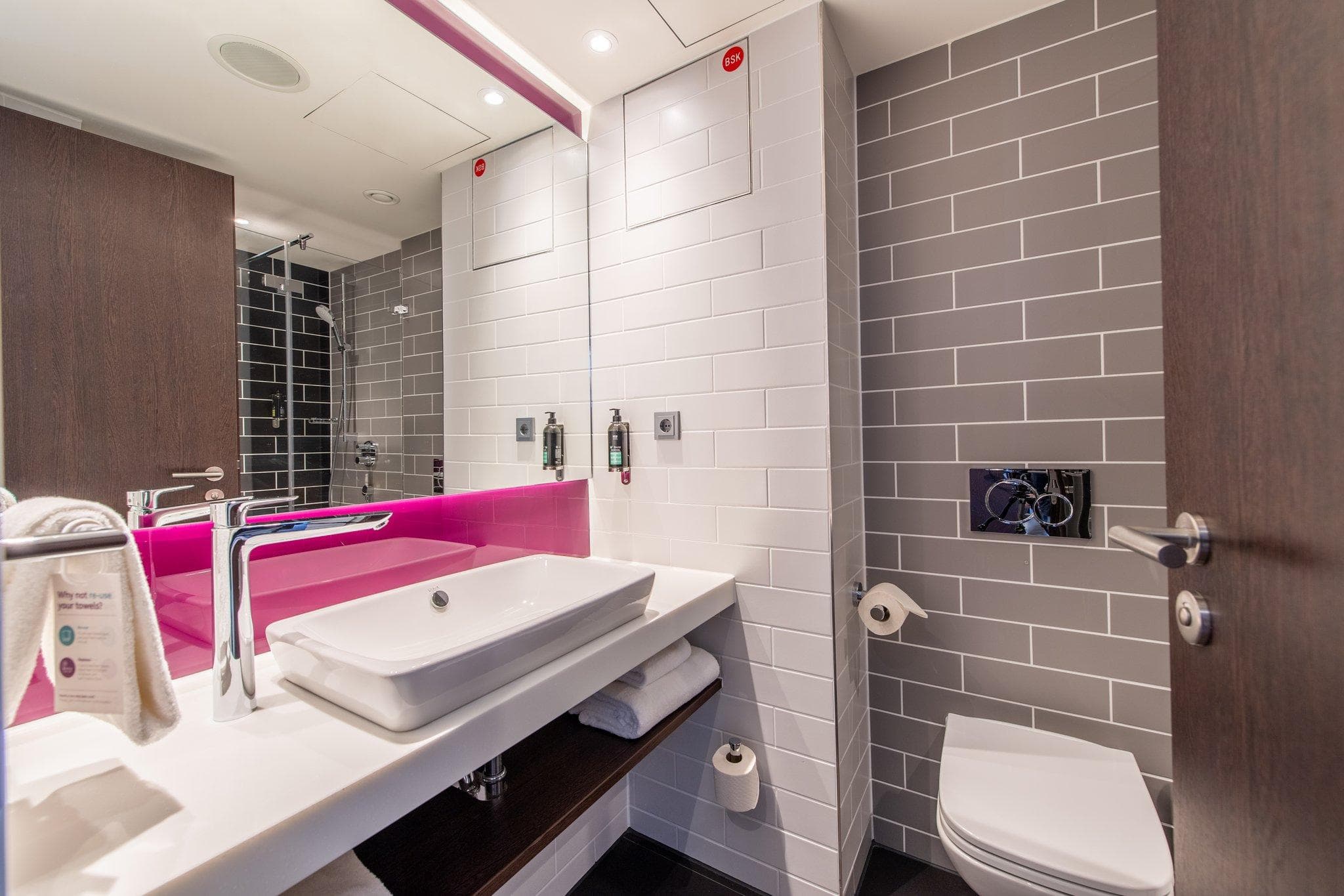 Premier Inn Stuttgart City Centre photo 2