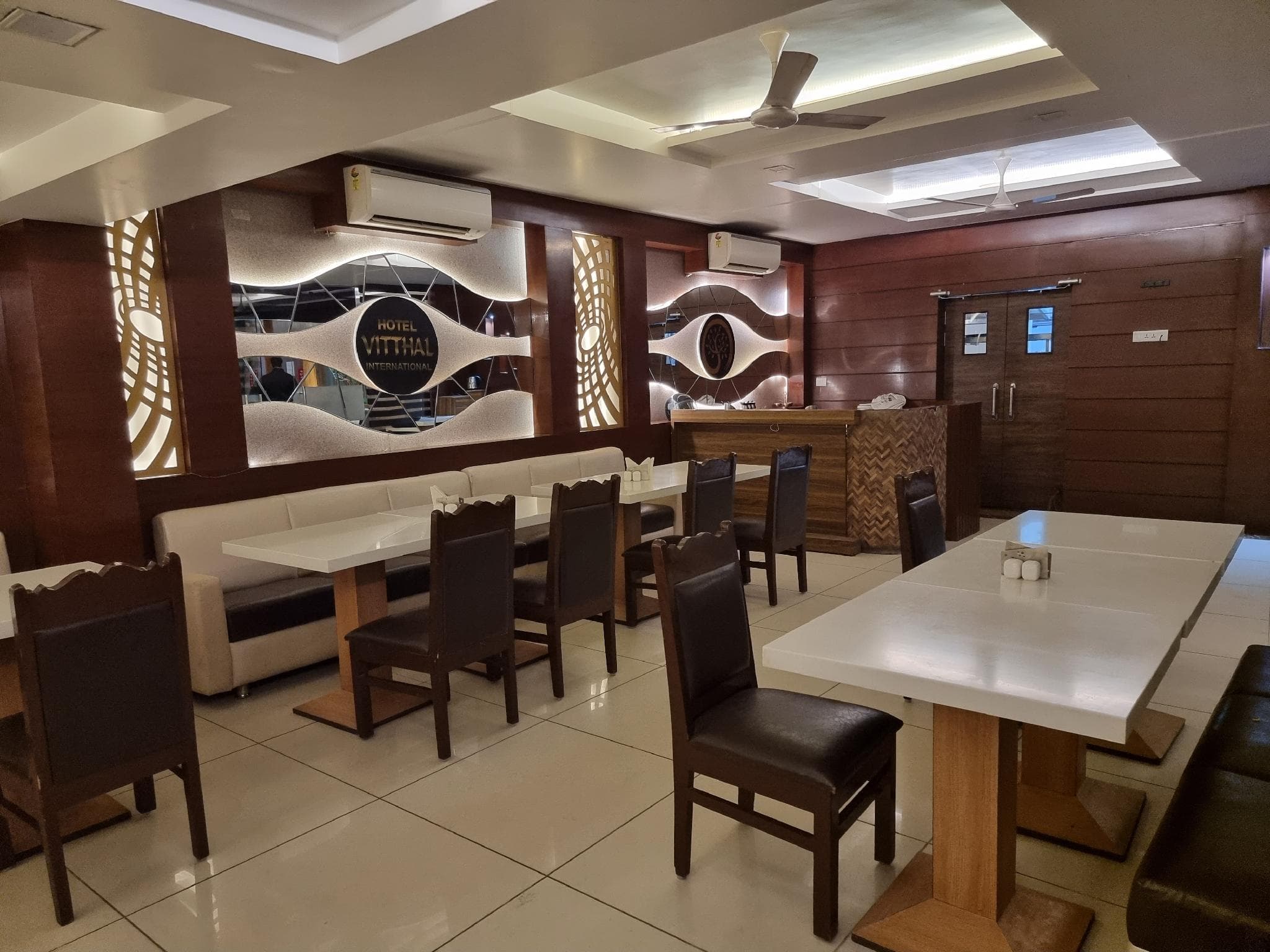 Hotel Vitthal International photo 3