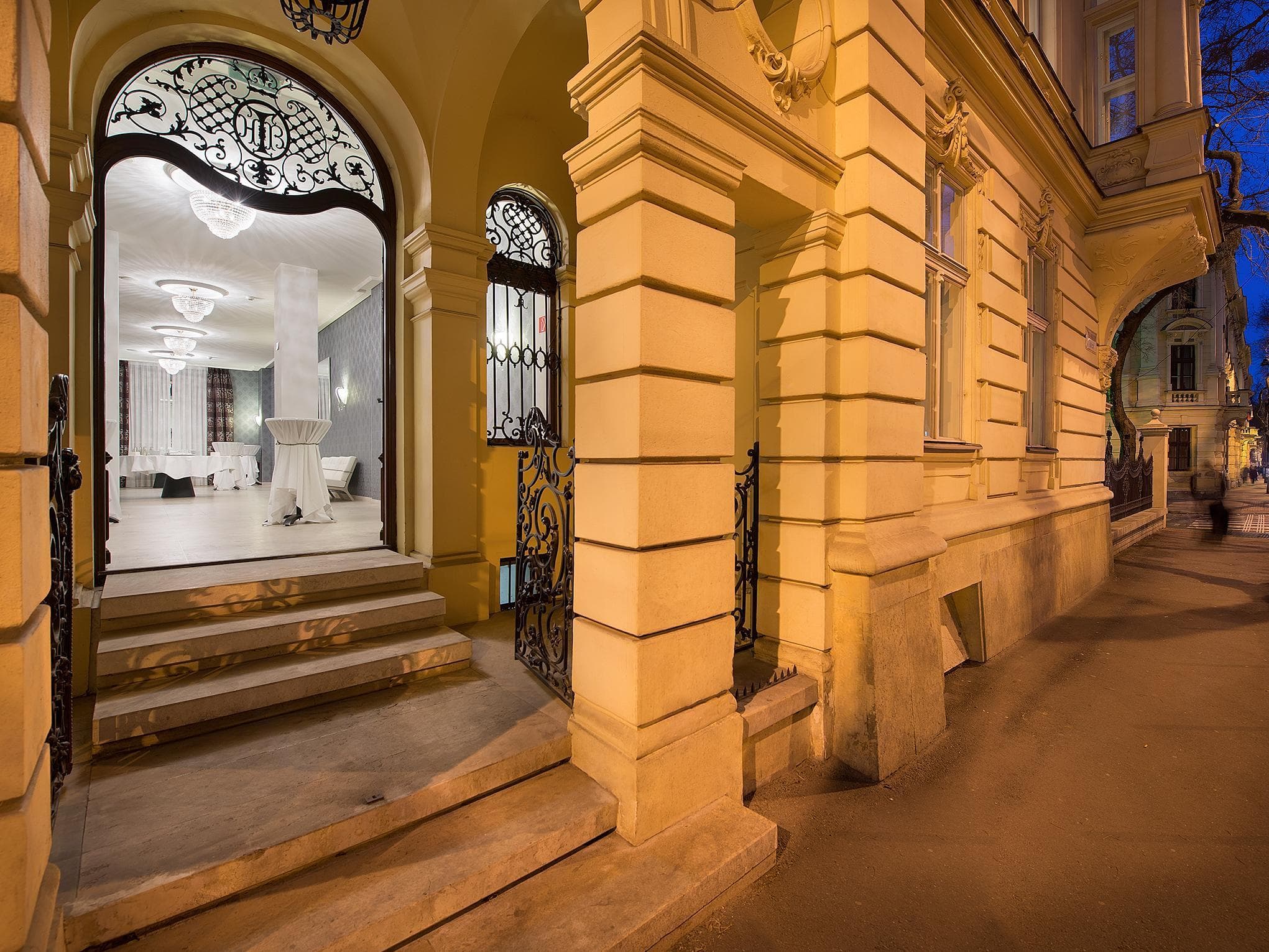 Loft Hotel Bratislava photo 4