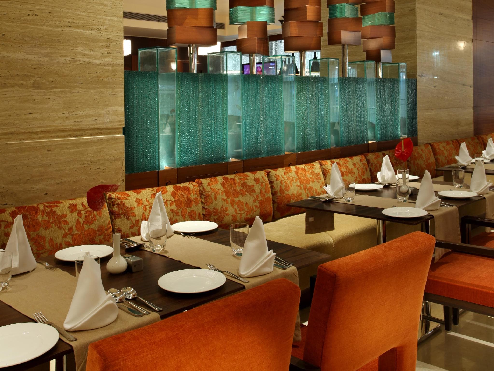 Mahagun Sarovar Portico Suites Ghaziabad photo 2