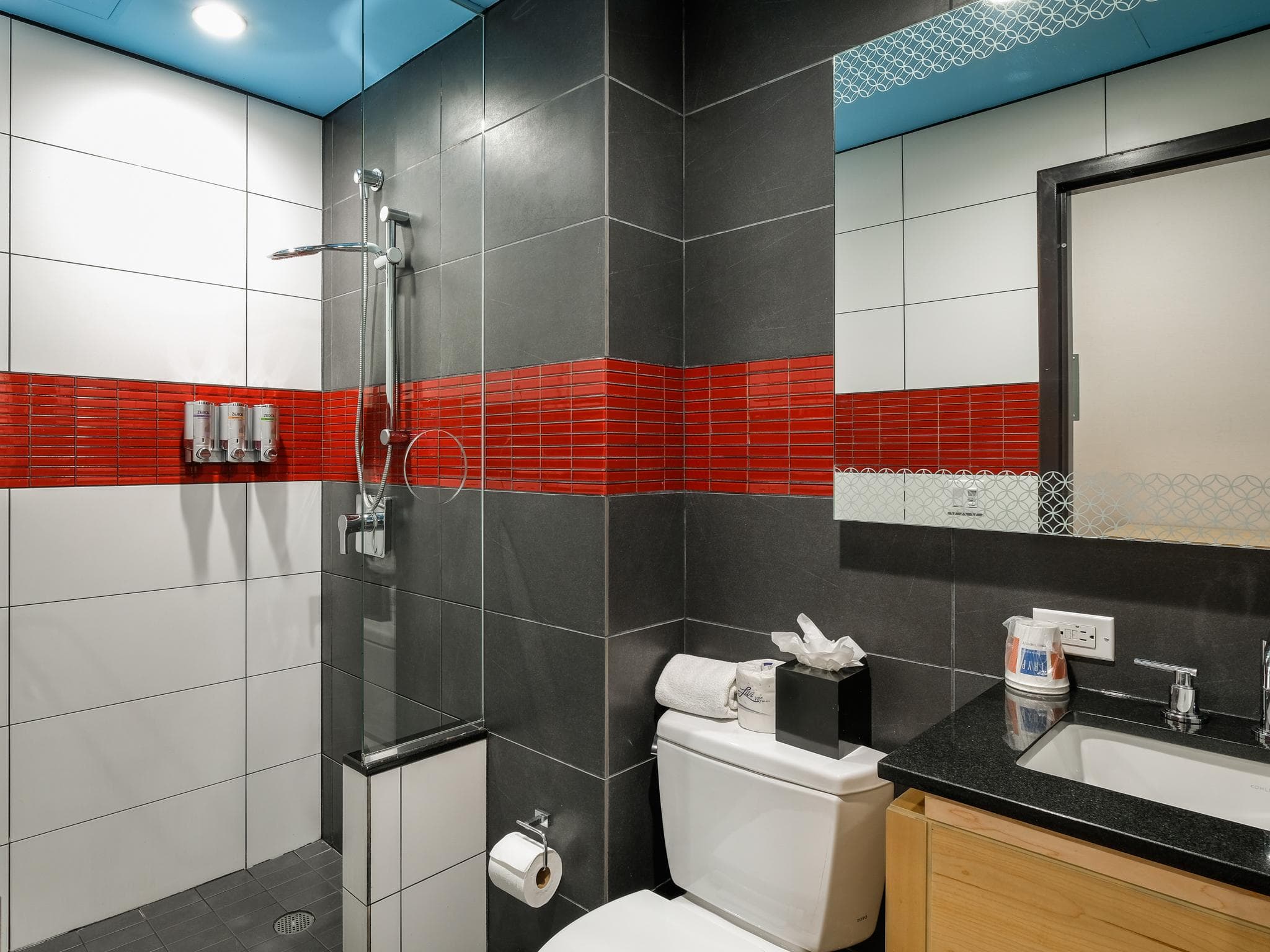 TRYP by Wyndham New York City Times Square / Midtown photo 2