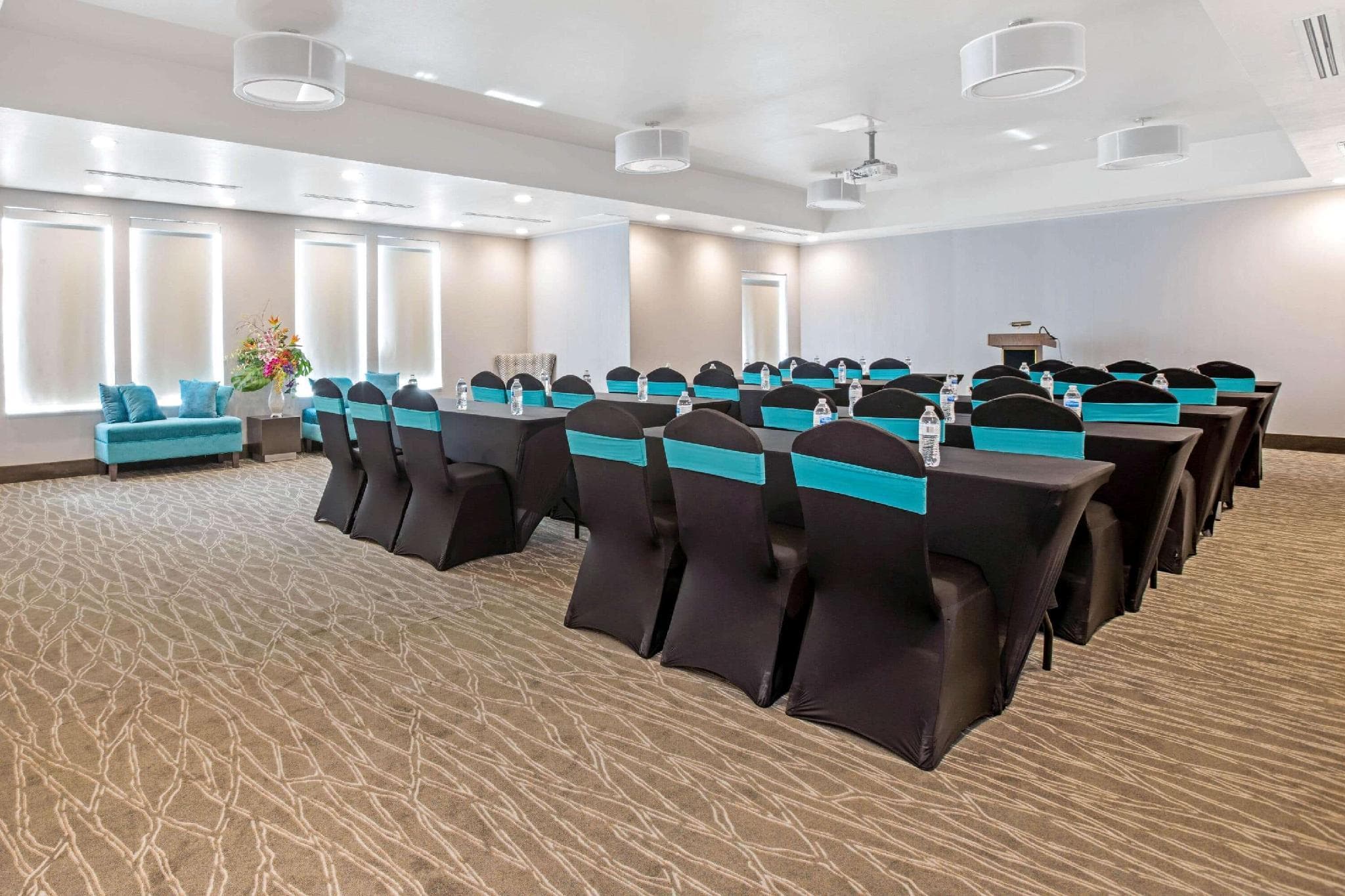 La Quinta Inn & Suites by Wyndham Corpus Christi - Portland