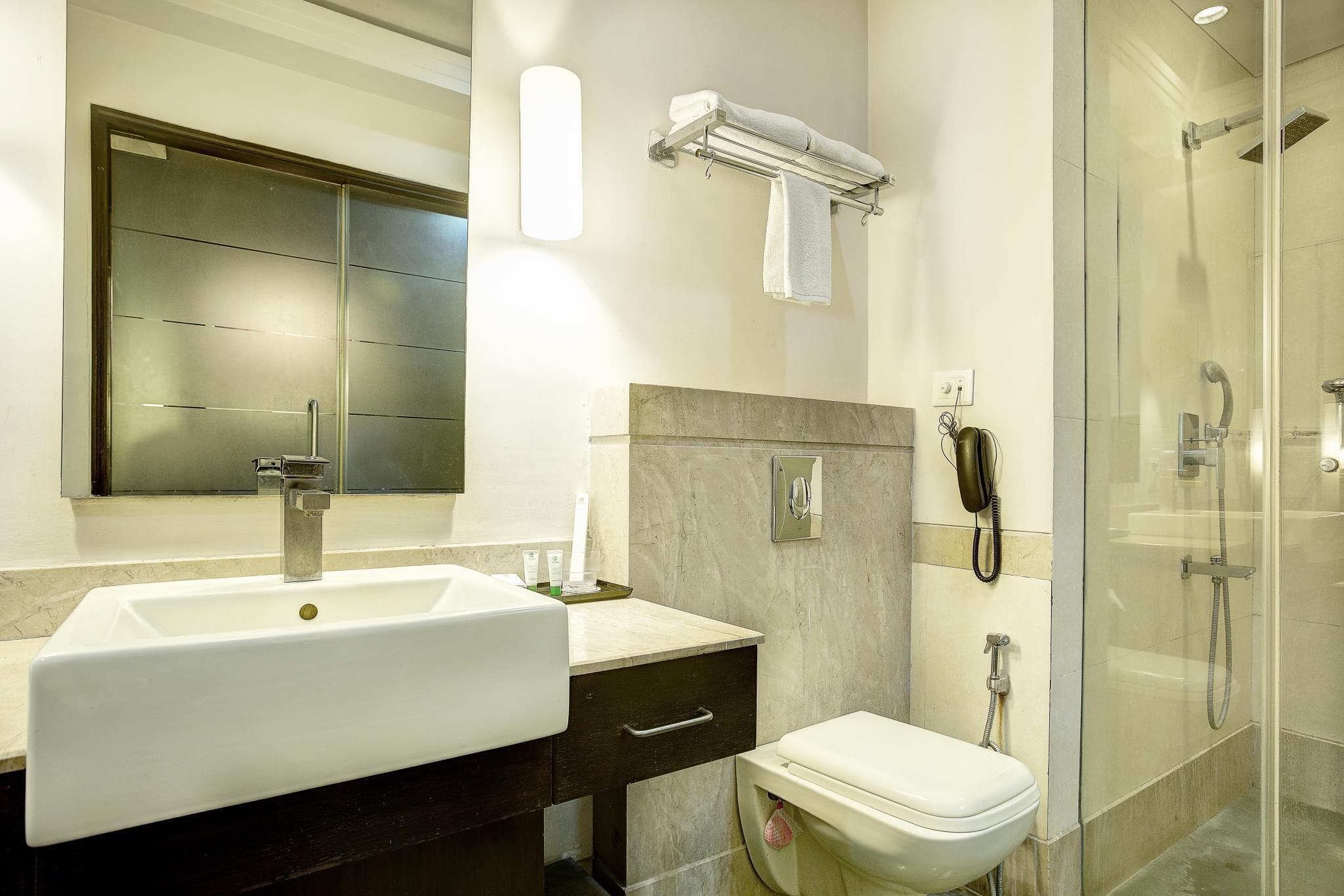 Hotel Western Court photo 2