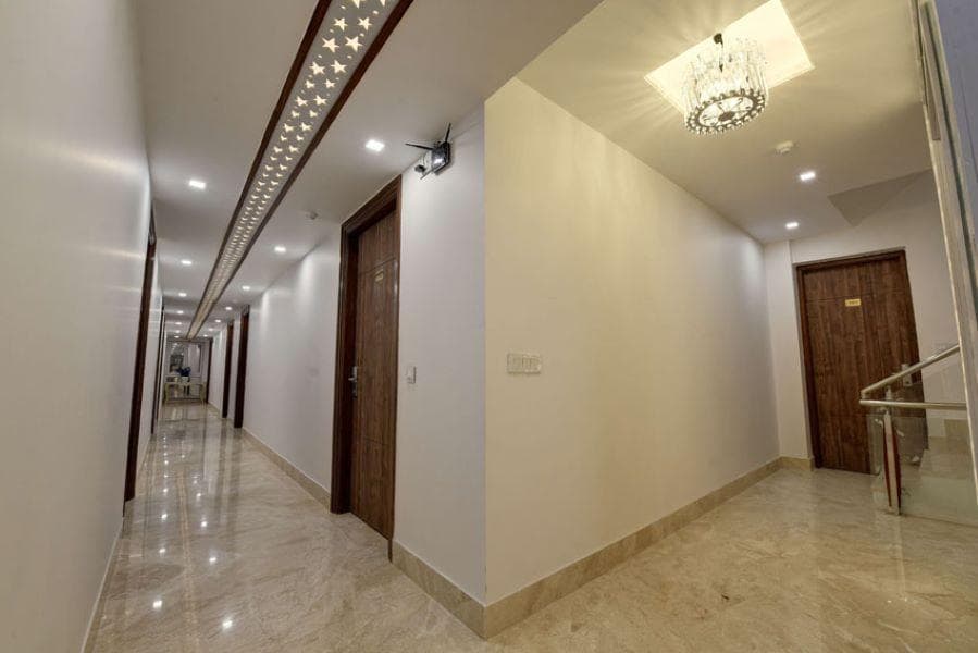 Golden Tree Hotel photo 3