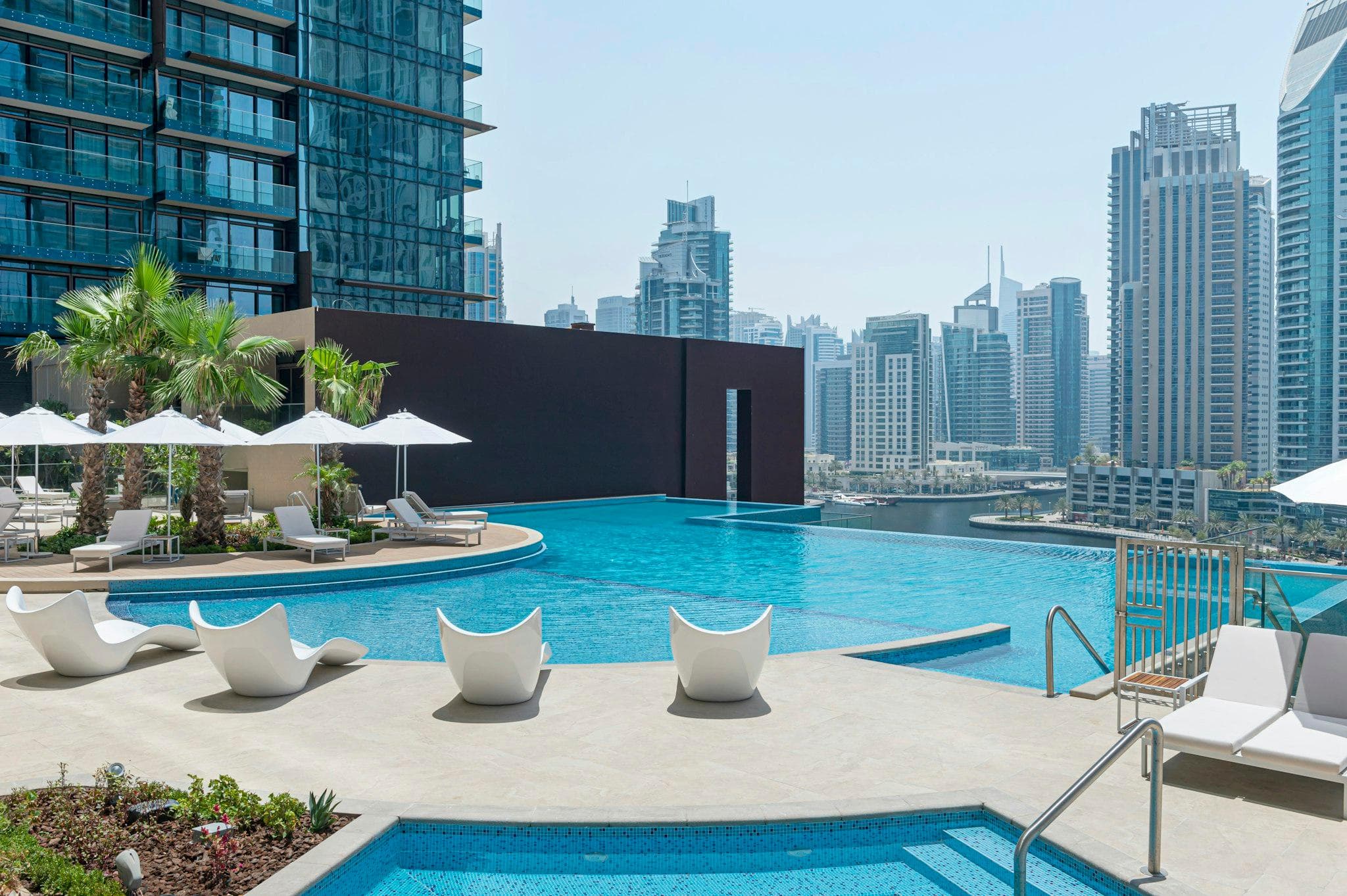 Jumeirah Living Marina Gate Hotel