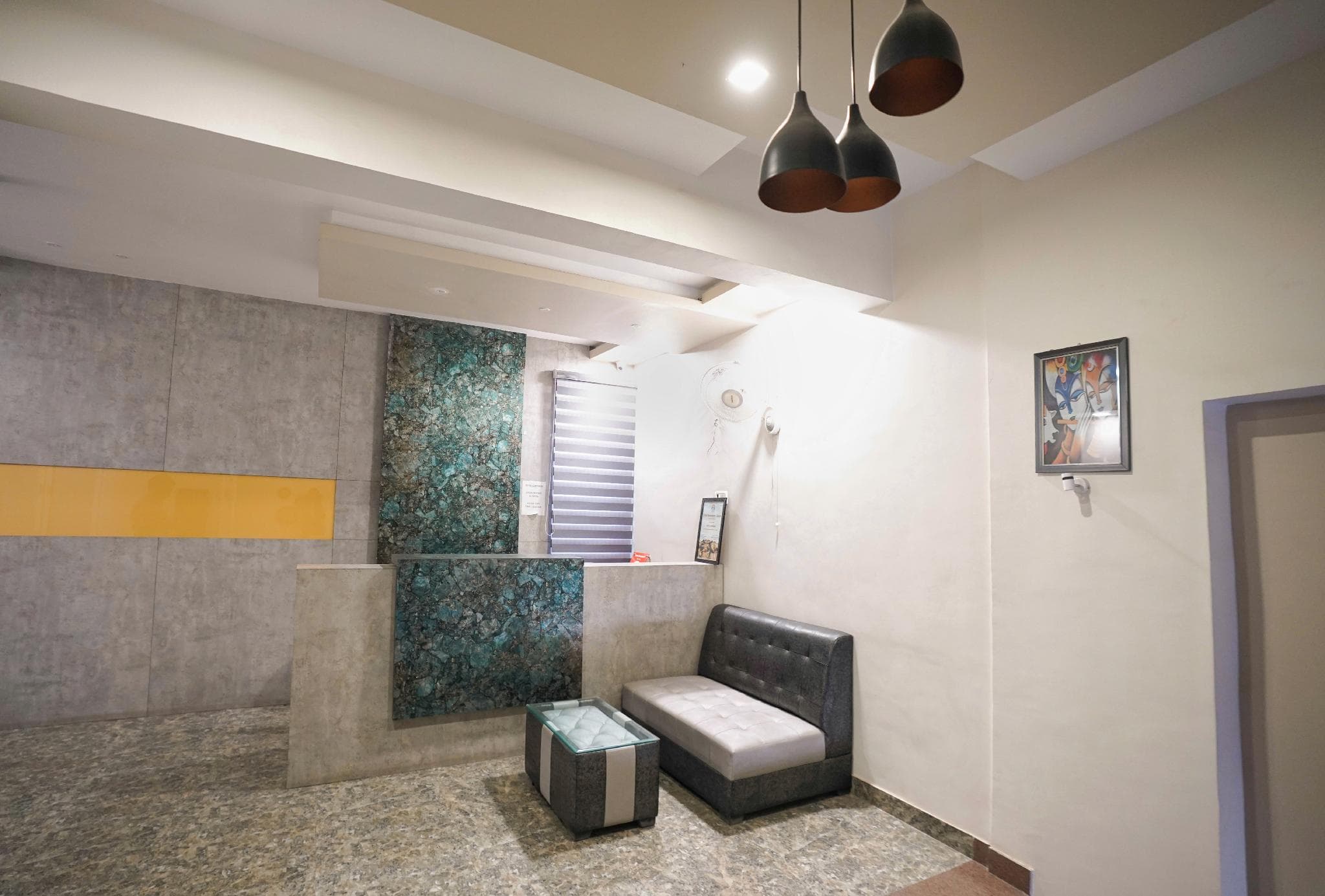 Hotel Suryansh photo 3