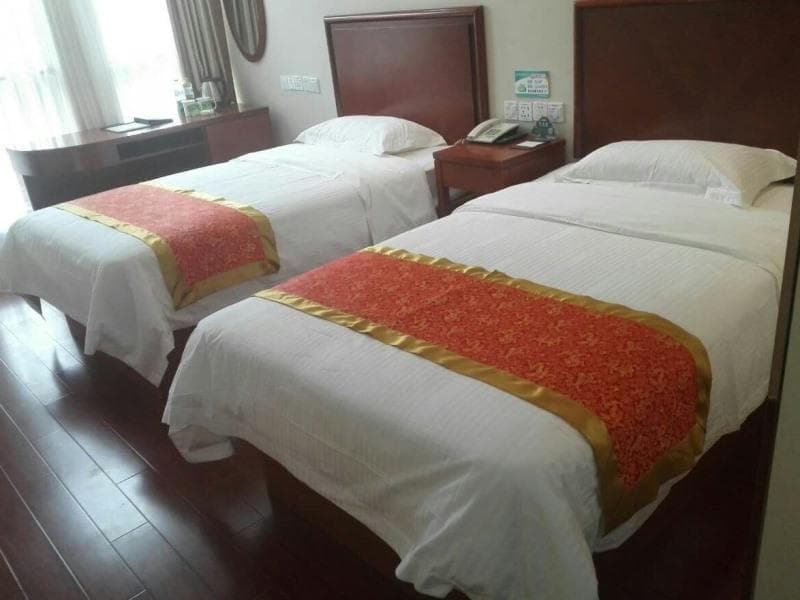 GreenTree Inn Linyi Feixian Jianshe Road Express Hotel photo 4