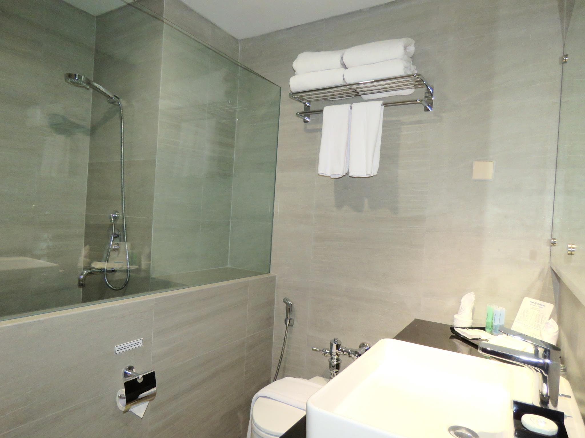 d'primahotel Kualanamu Medan photo 4