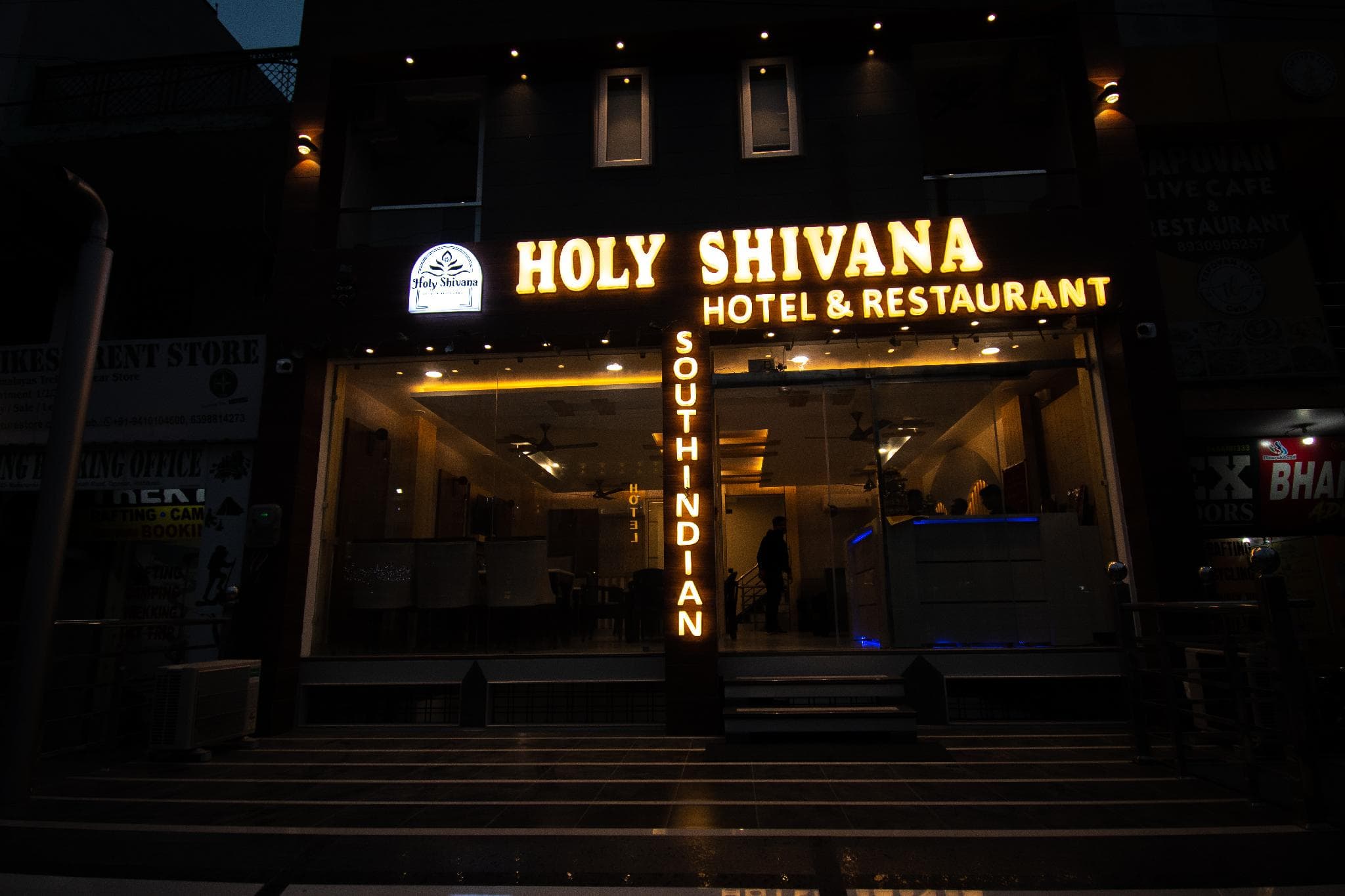 Holy Shivana Boutique Hotel  Rishikesh