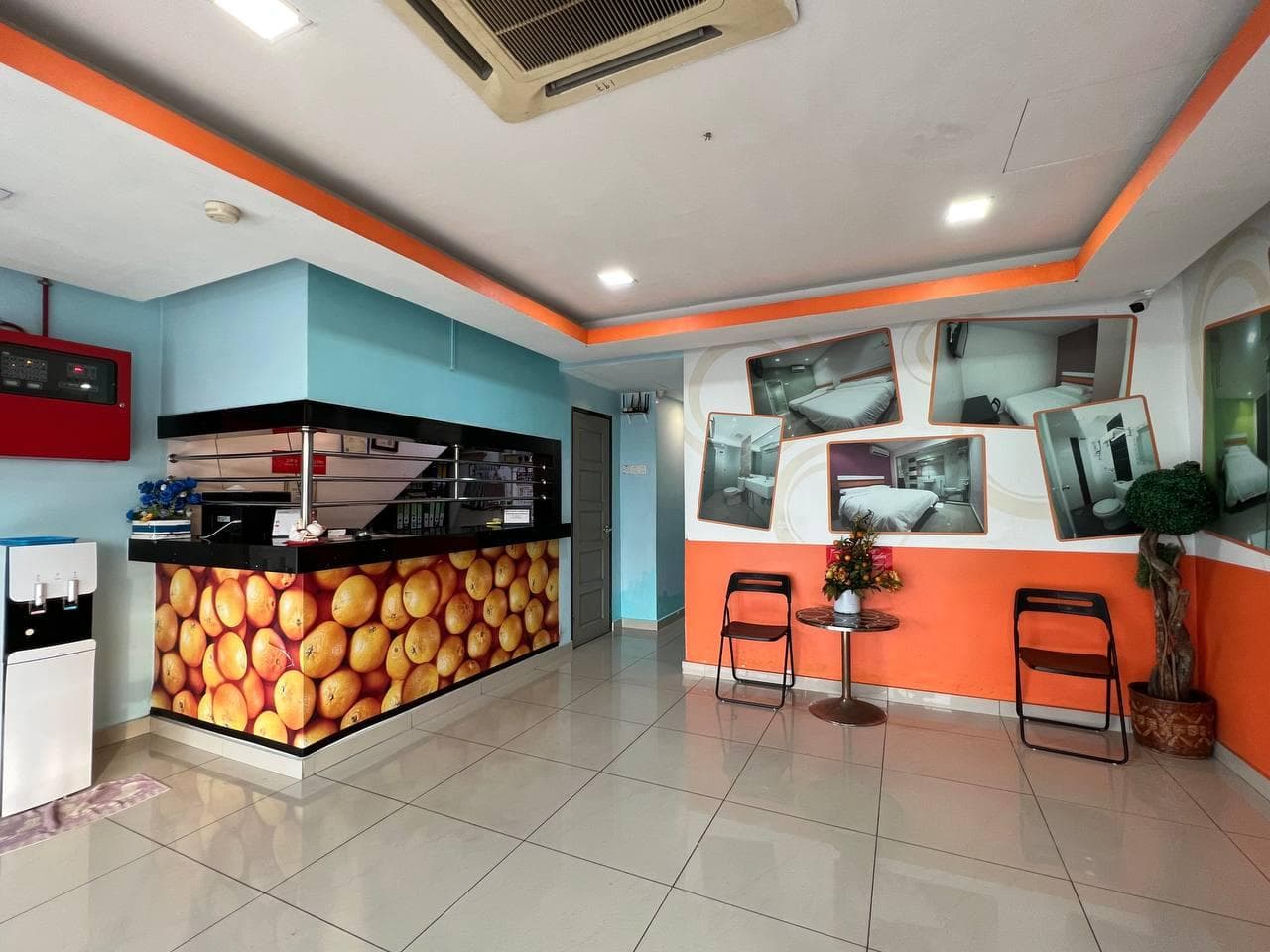 RED ORANGE HOTEL