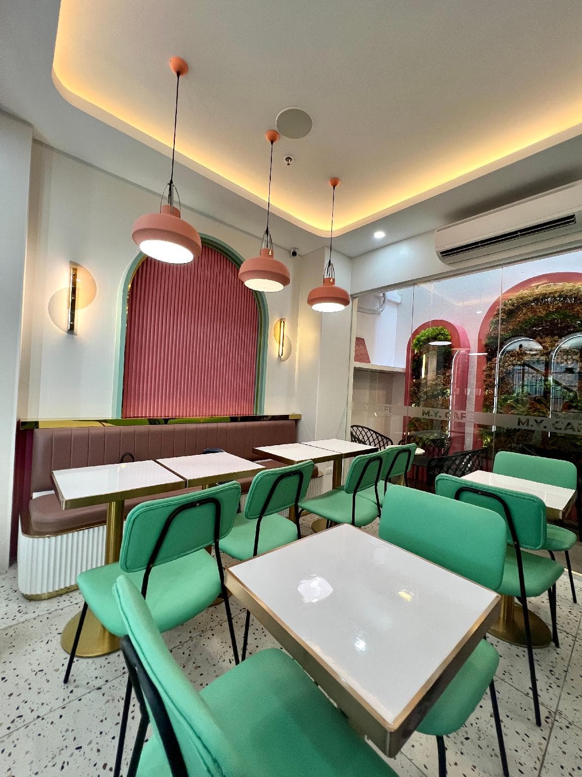 M.Y. Hotel photo 3