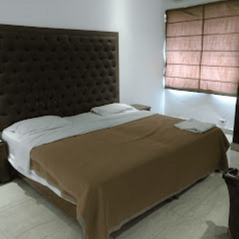 Hotel Khanna Residency