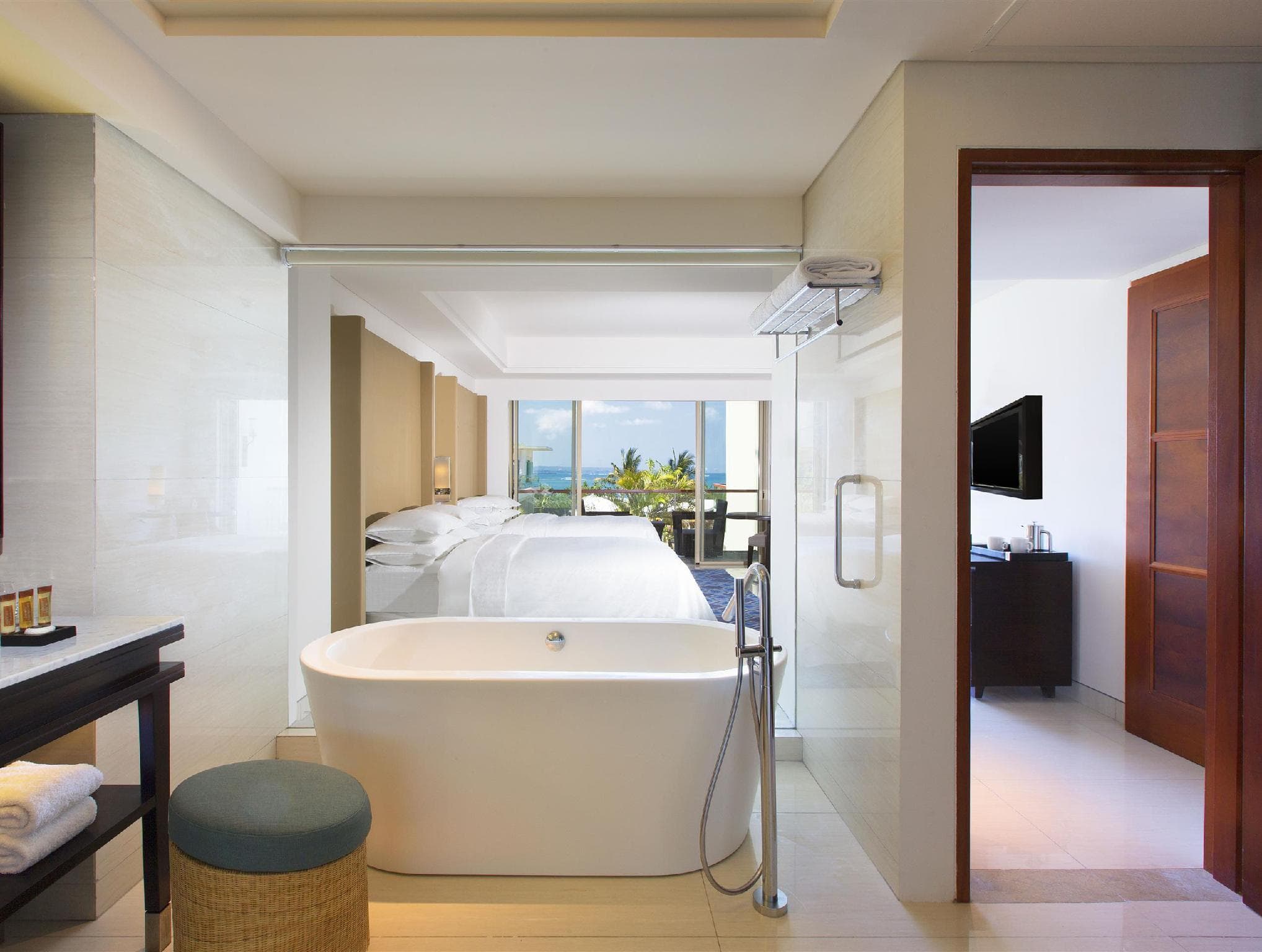 Sheraton Bali Kuta Resort photo 2