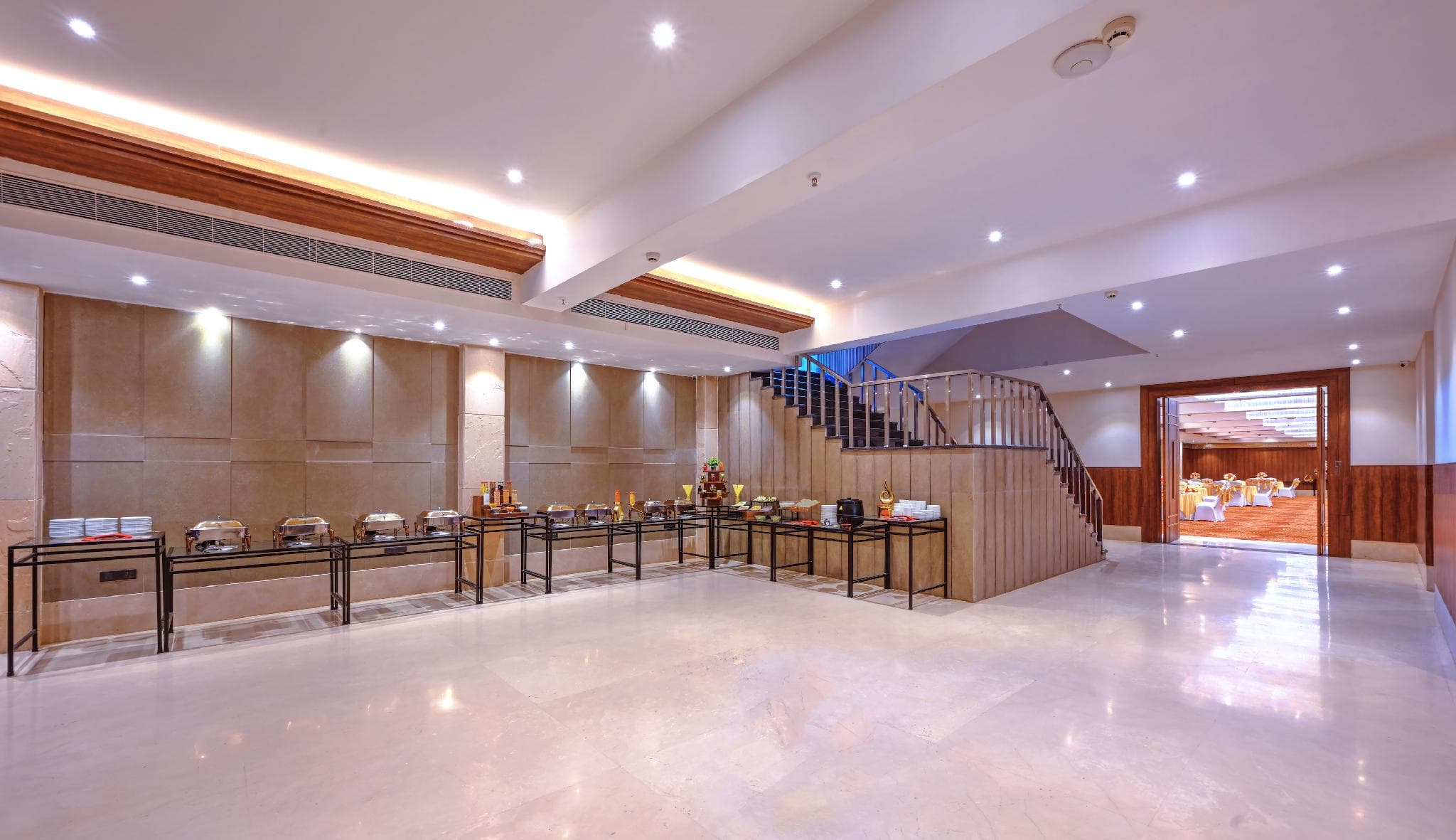 Royale Sarovar Portico Agra photo 5
