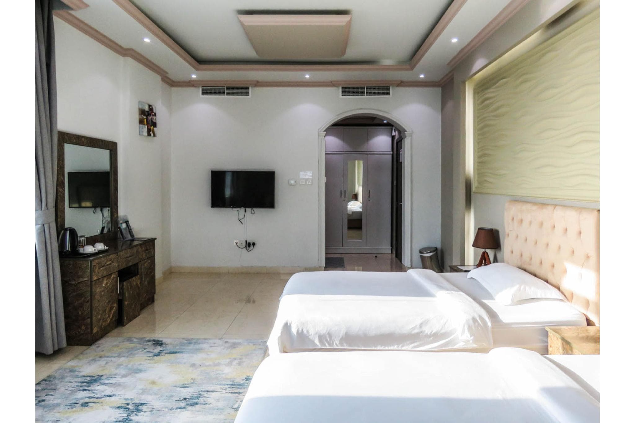 Bareen Hotel photo 2