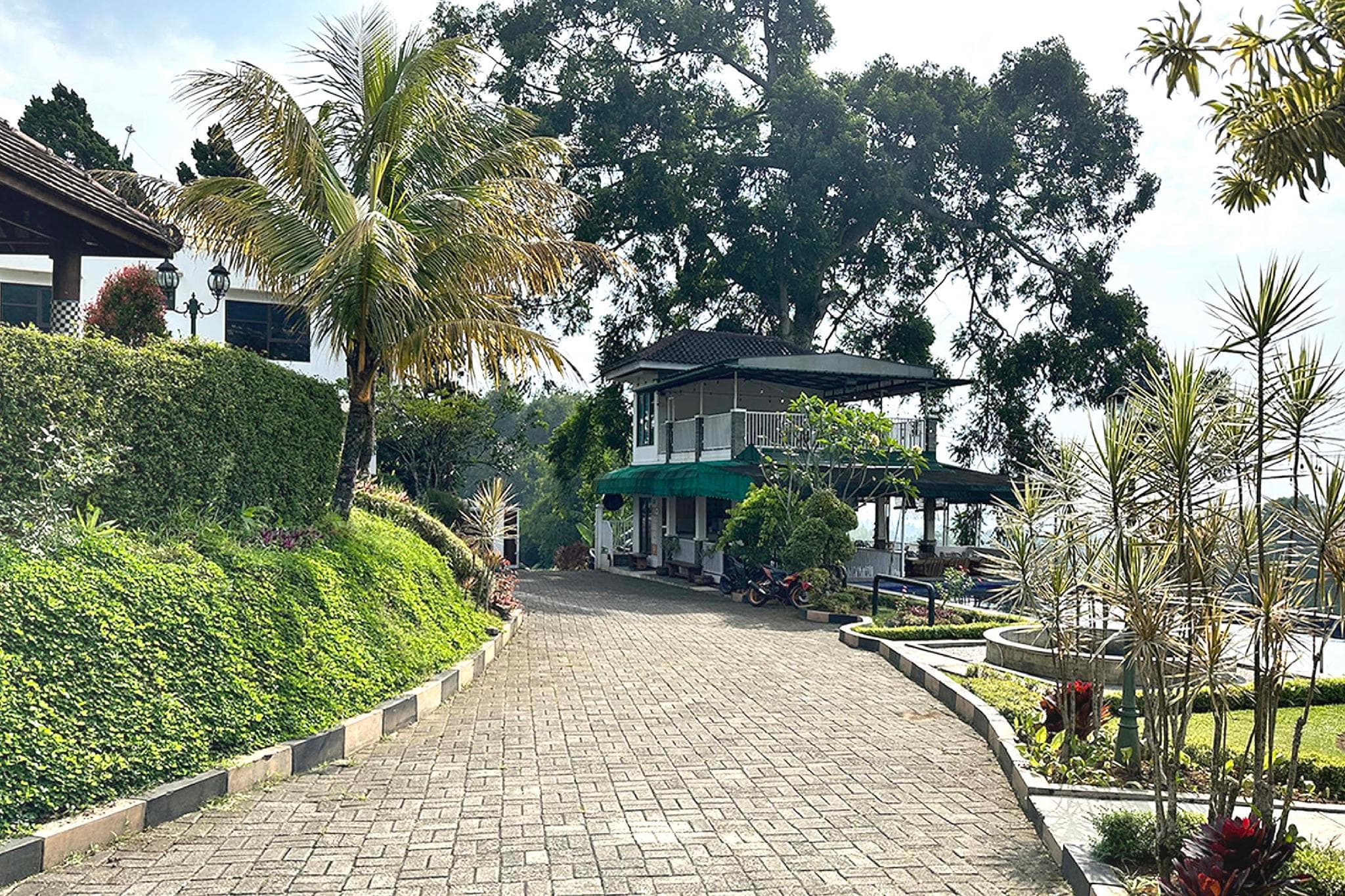 Urbanview Resort Syariah Khansa Cisarua Puncak by RedDoorz photo 3
