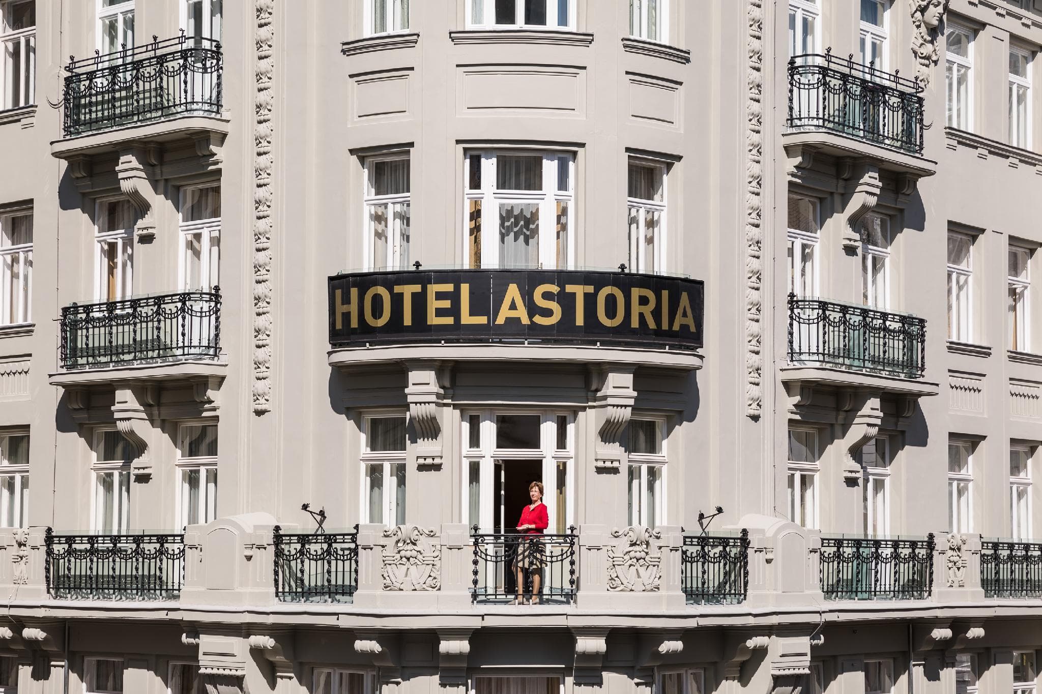 Hotel Astoria Vienna, Curio Collection by Hilton photo 3