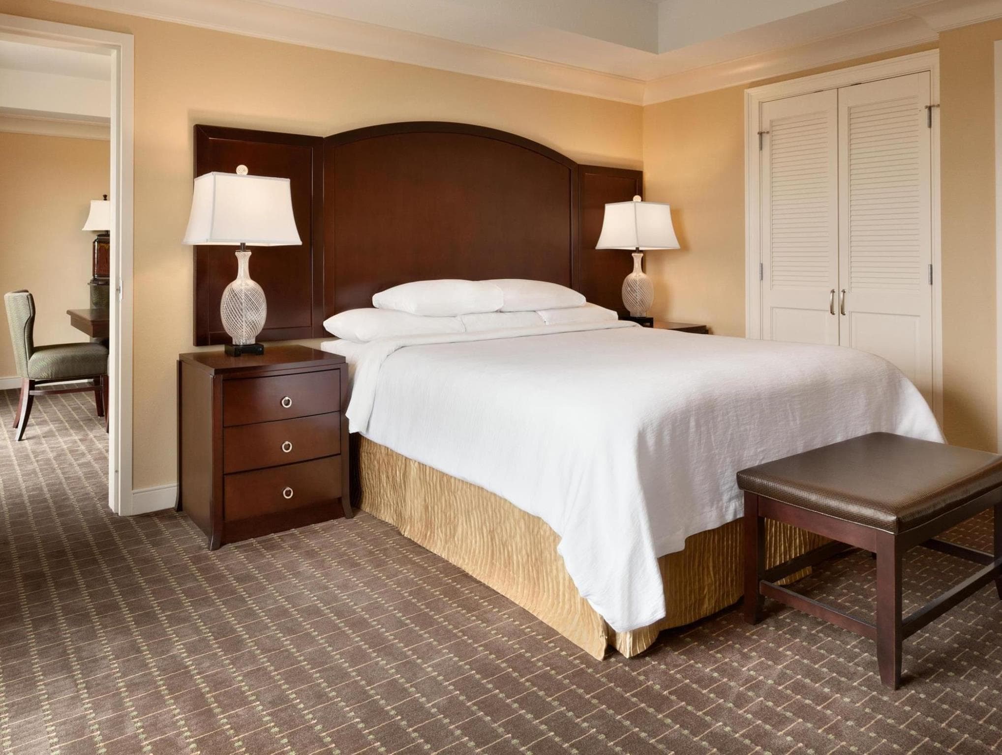 Embassy Suites by Hilton Orlando Lake Buena Vista South