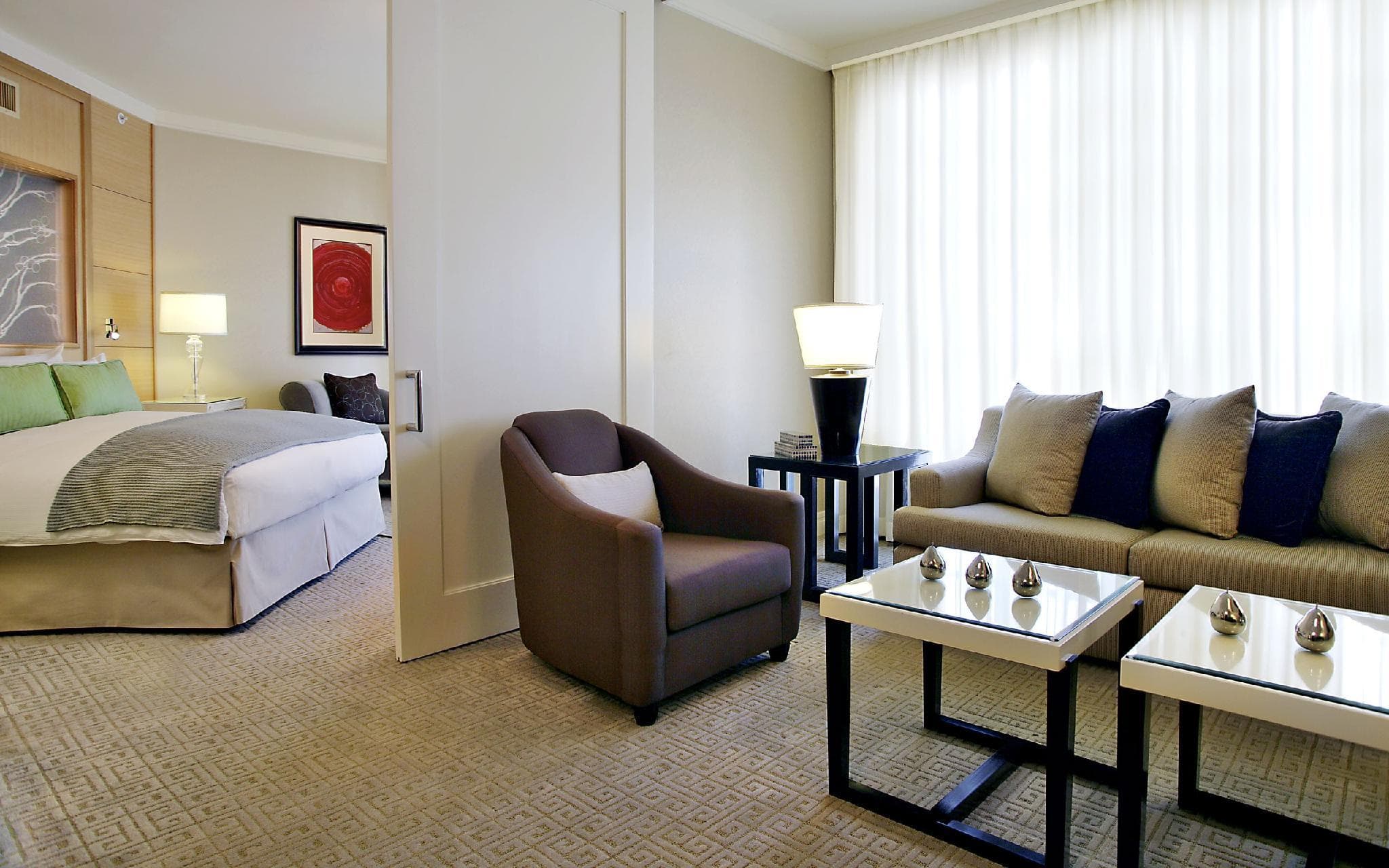 Sofitel Los Angeles at Beverly Hills Hotel photo 2