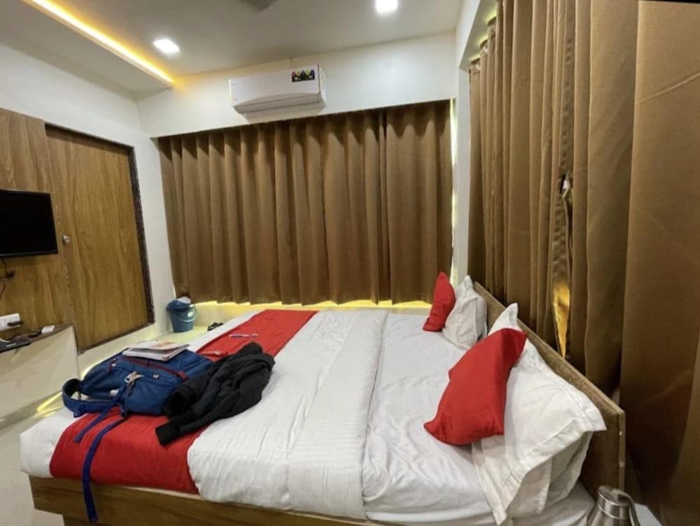 Hotel Madhav,Ahmedabad photo 2