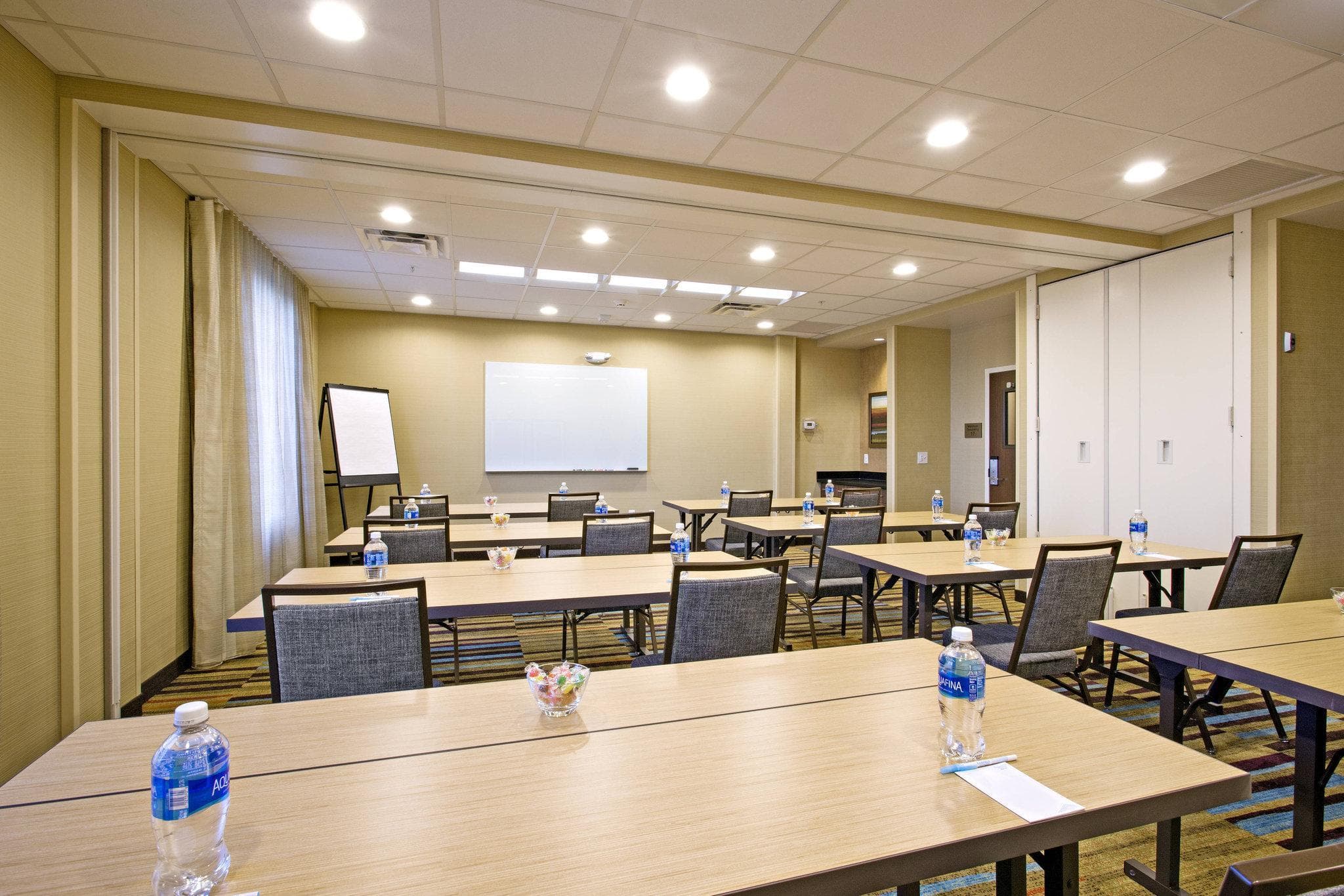 Fairfield by Marriott Inn & Suites Phoenix Tempe/Airport photo 3