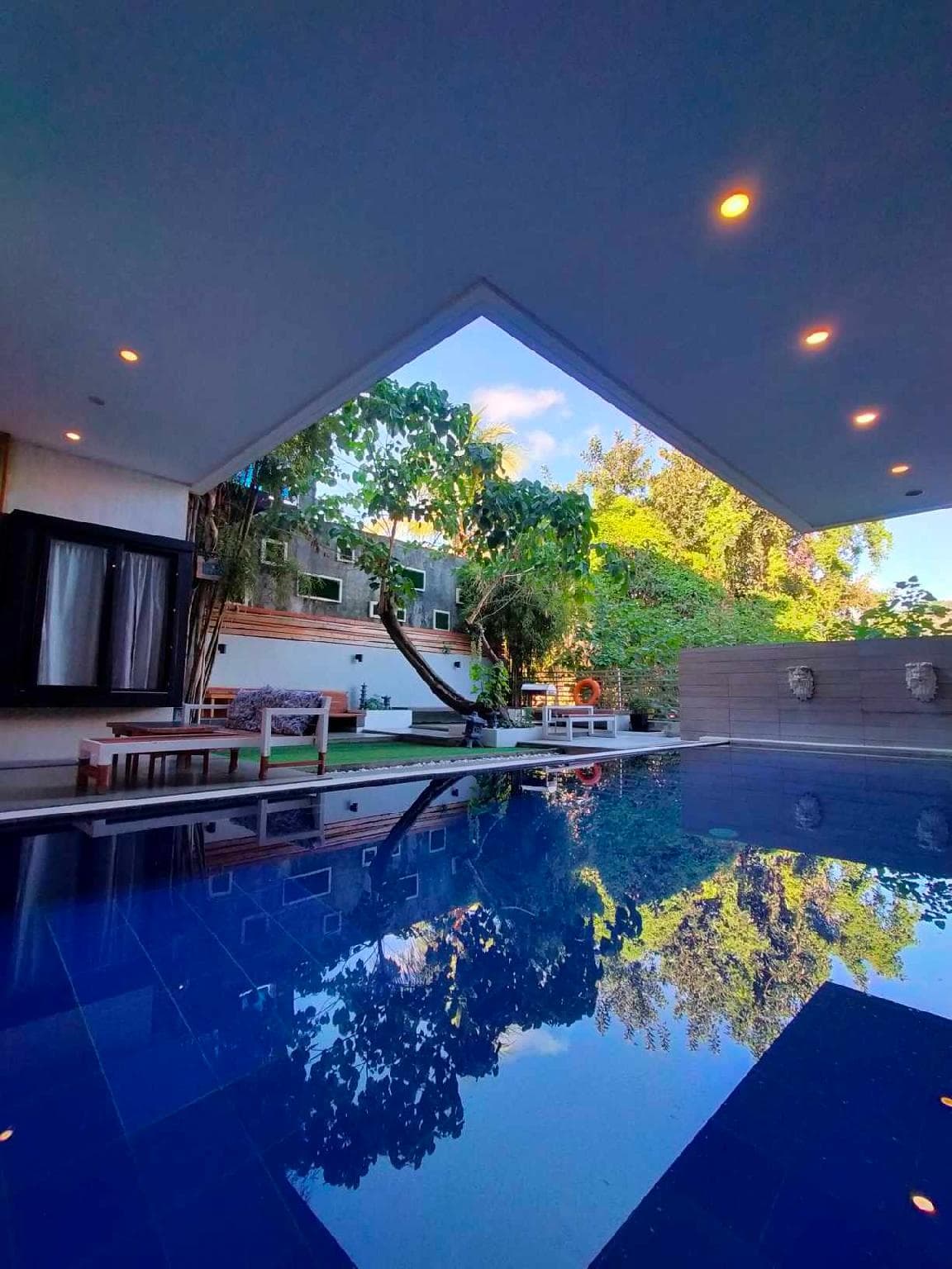 ANTON'S LOFT  RESORT HOTEL PANSOL
