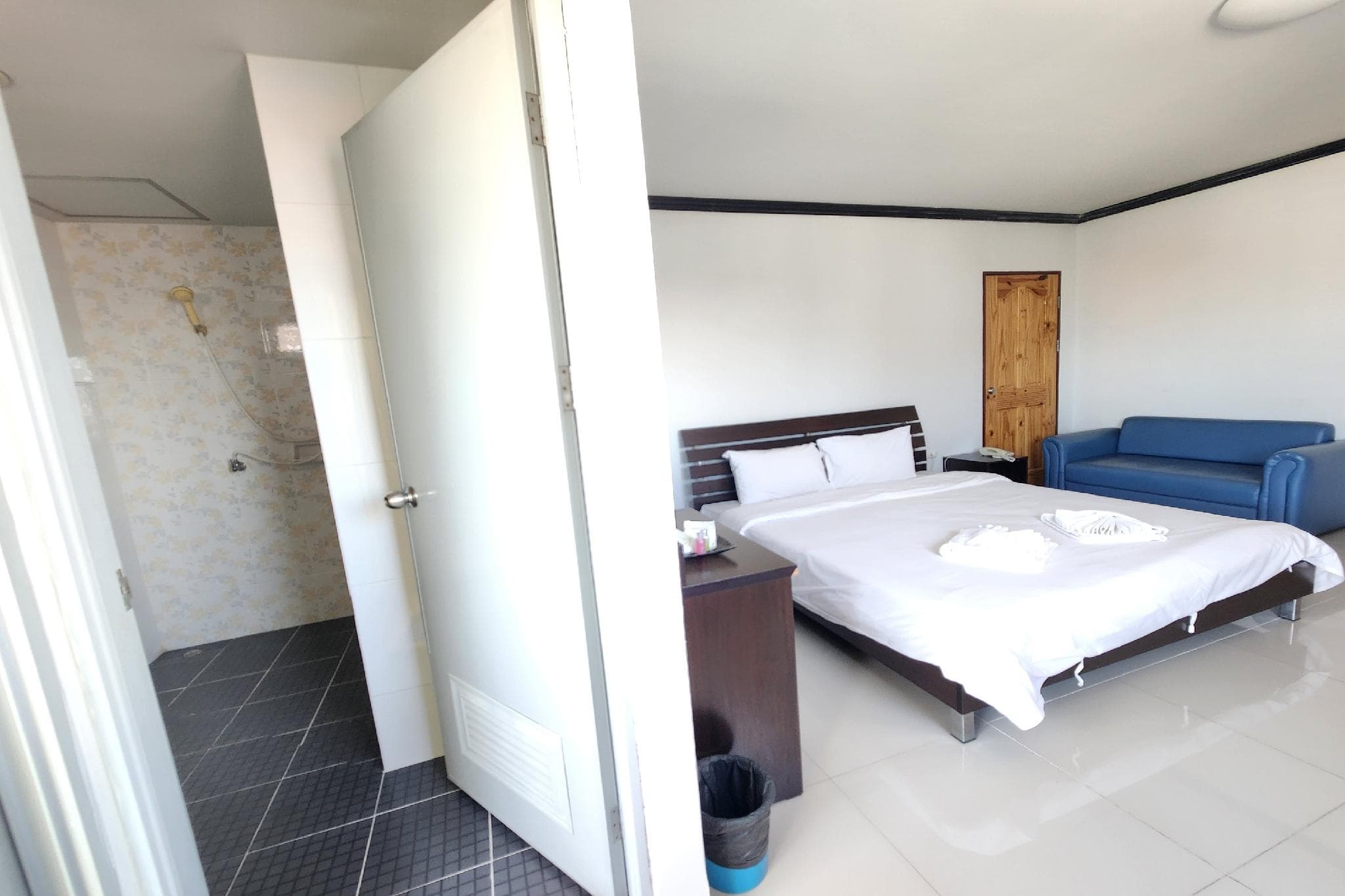 ONE Residence photo 2