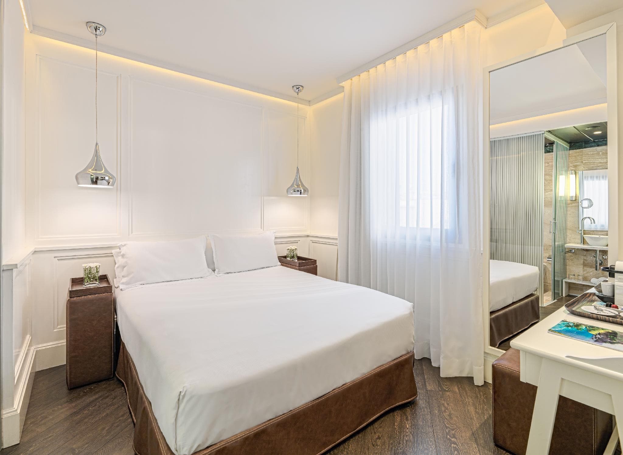 H10 Universitat Hotel photo 4