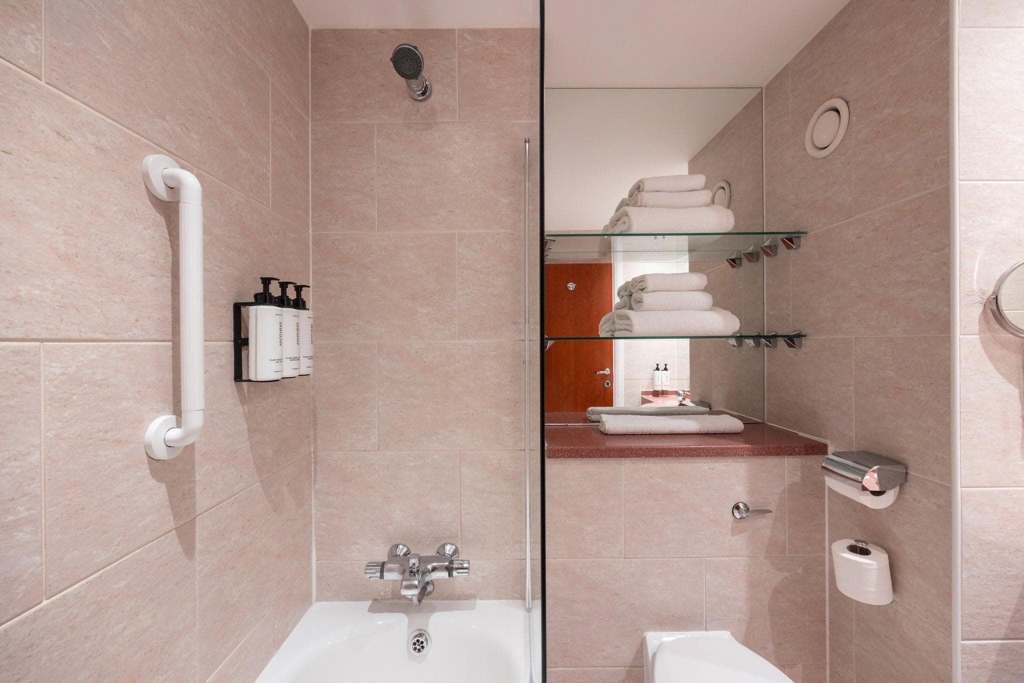 Crowne Plaza Liverpool City Centre By IHG photo 2
