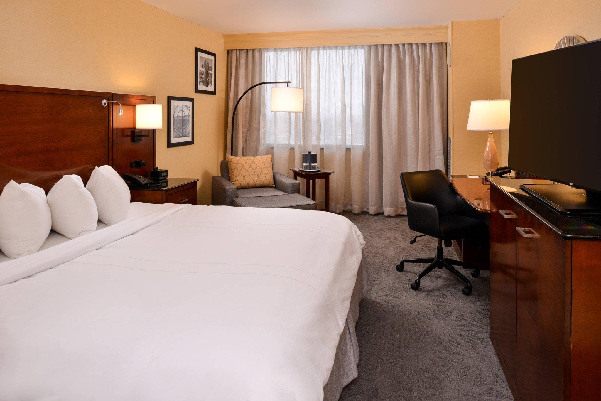Buffalo Marriott Niagara photo 2