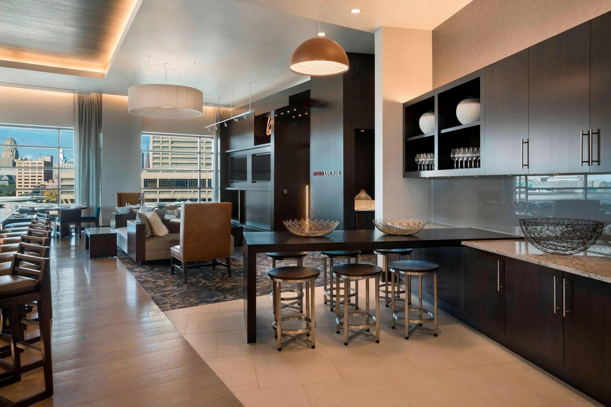 Buffalo Marriott at LECOM HARBORCENTER photo 4