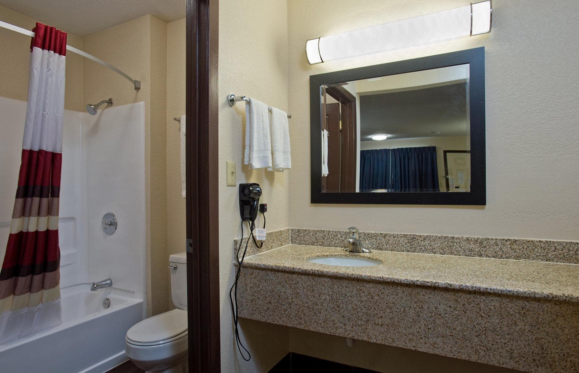 Red Roof Inn Corpus Christi South photo 4