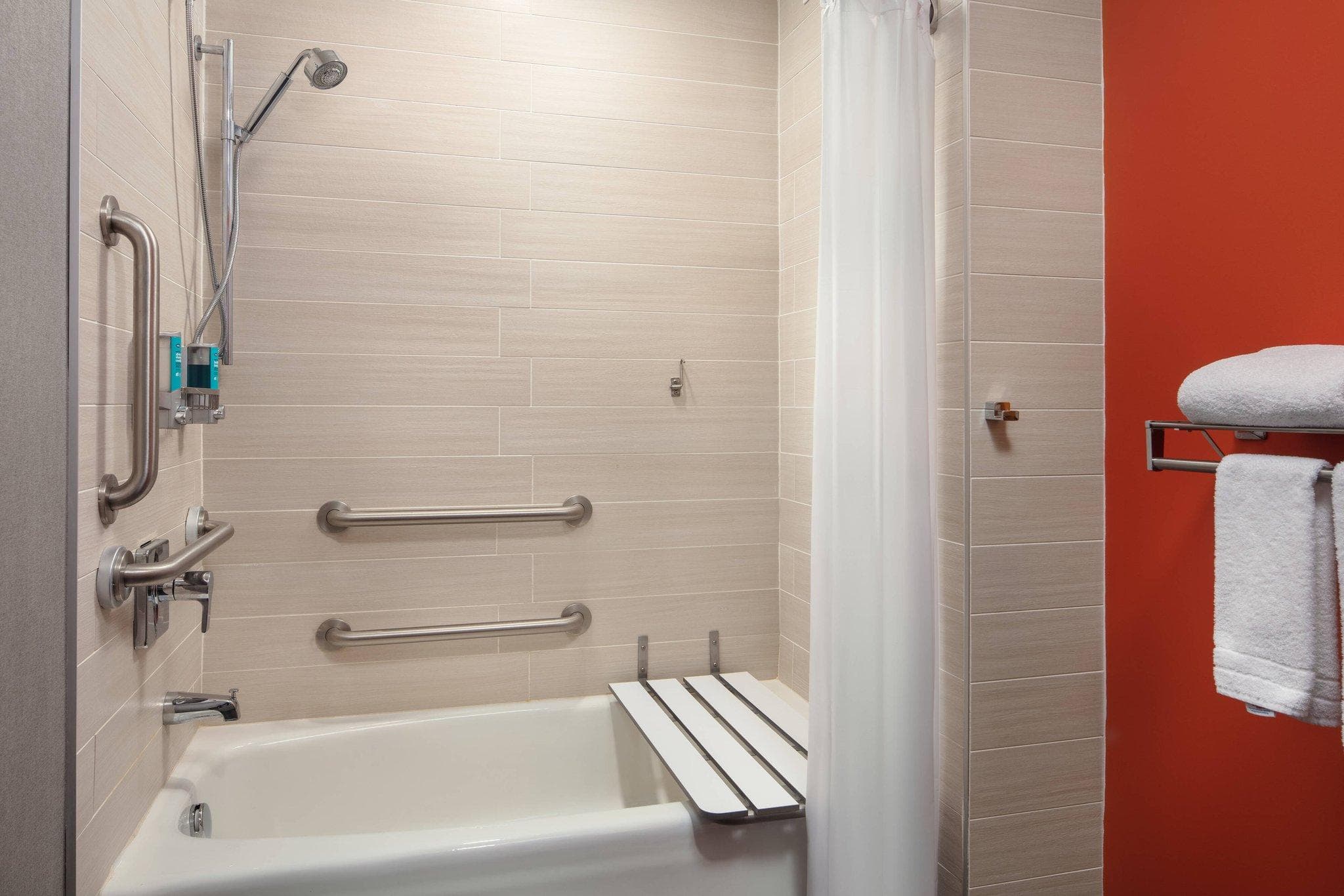 Aloft by Marriott Buffalo Airport photo 2