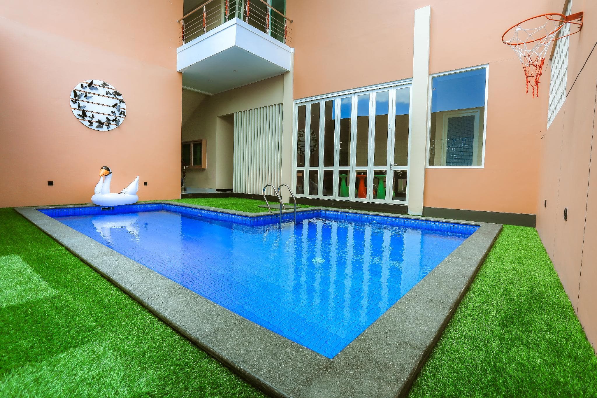 The Horizontal Hotel Pacitan photo 2