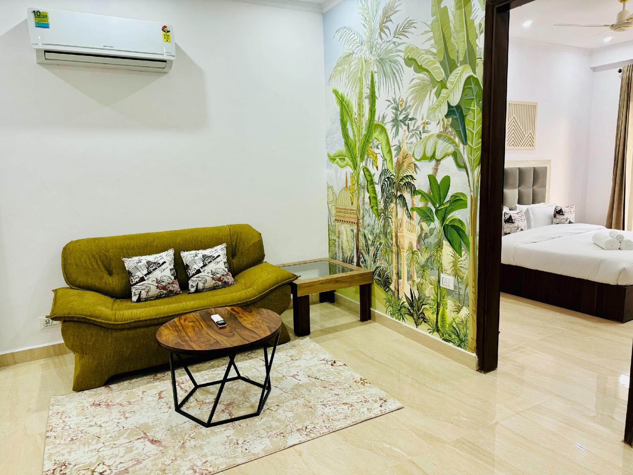Zen Suites - Golf Course Road photo 2