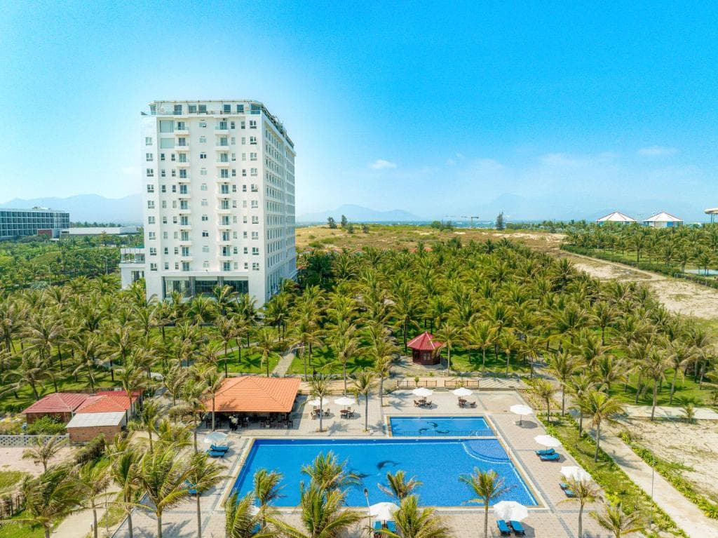 Ocean Waves Resort Cam Ranh photo 3