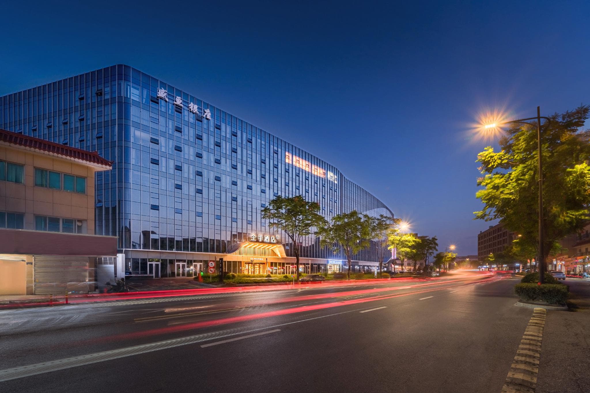 Ji Hotel Hangzhou Xiaoshan Airport Airport New World
