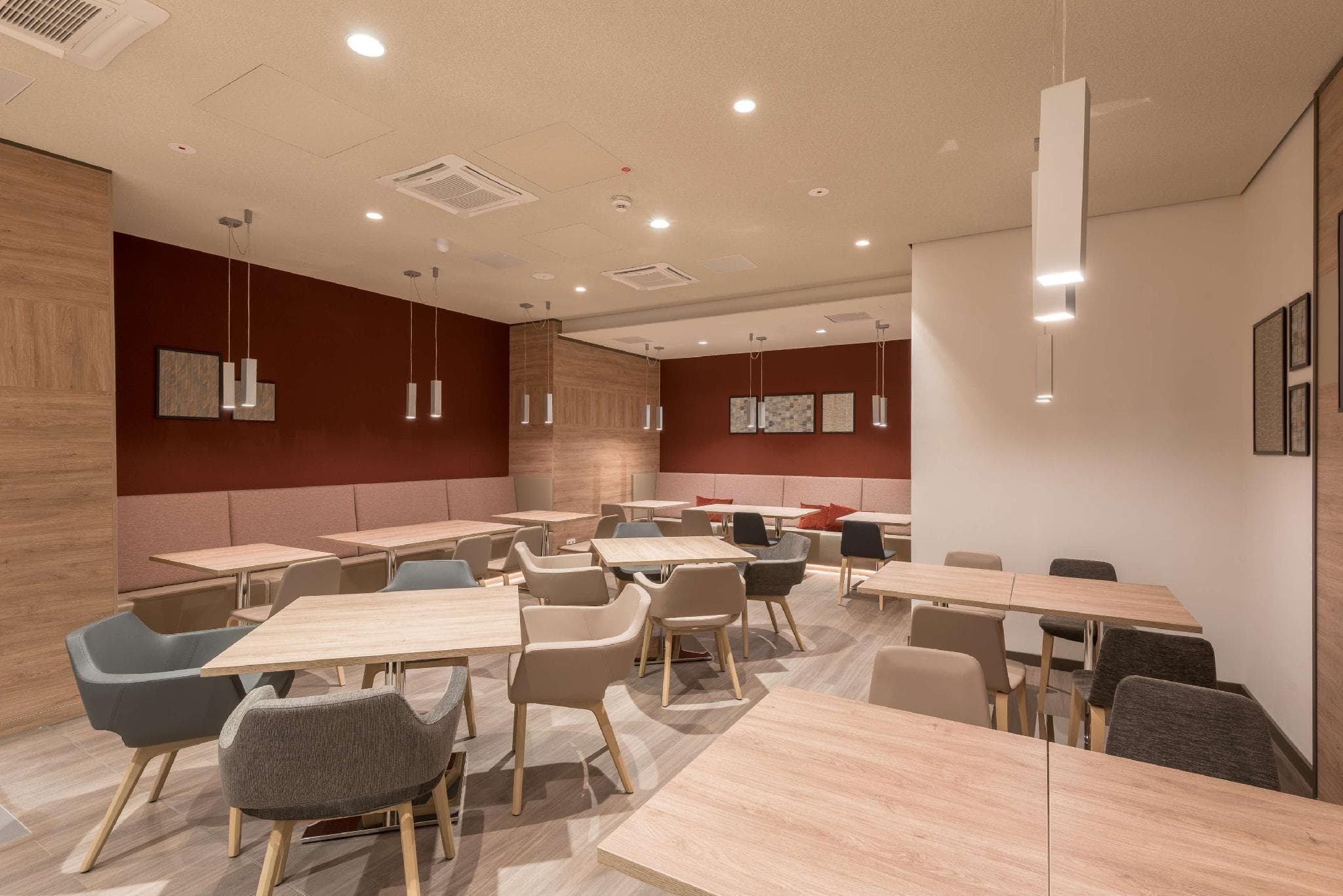 Hampton by Hilton Frankfurt City Centre East photo 3