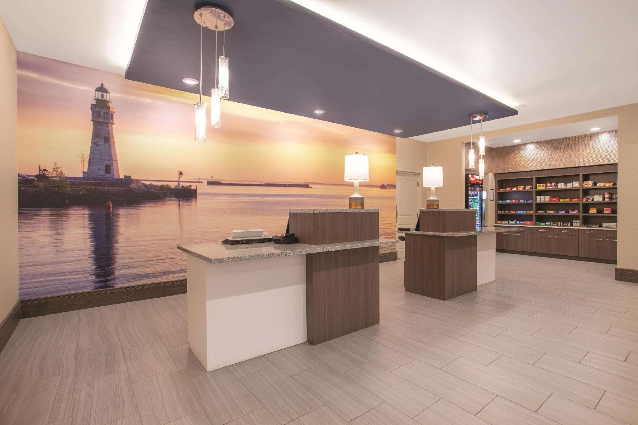 La Quinta Inn & Suites by Wyndham Buffalo Amherst photo 3
